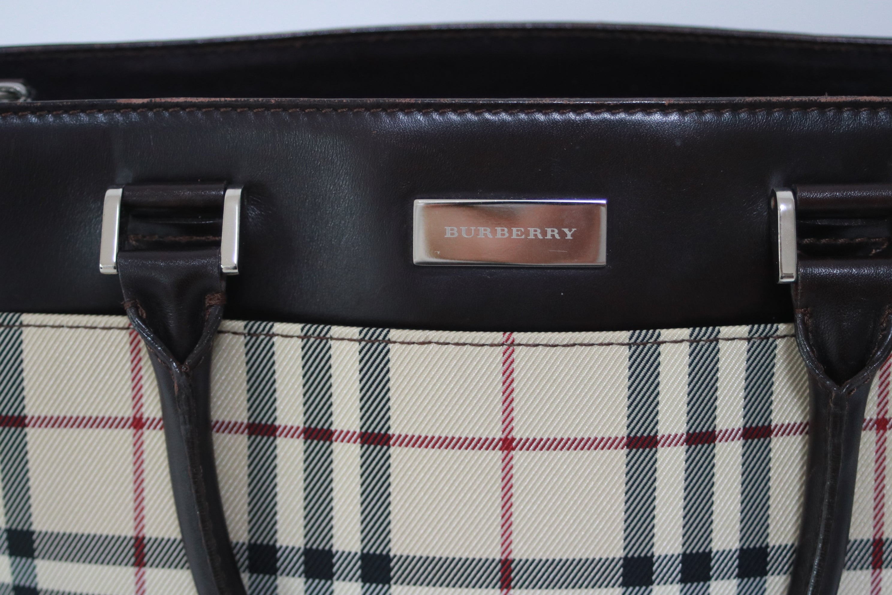 Burberry Shoulder Bag Used (7158)