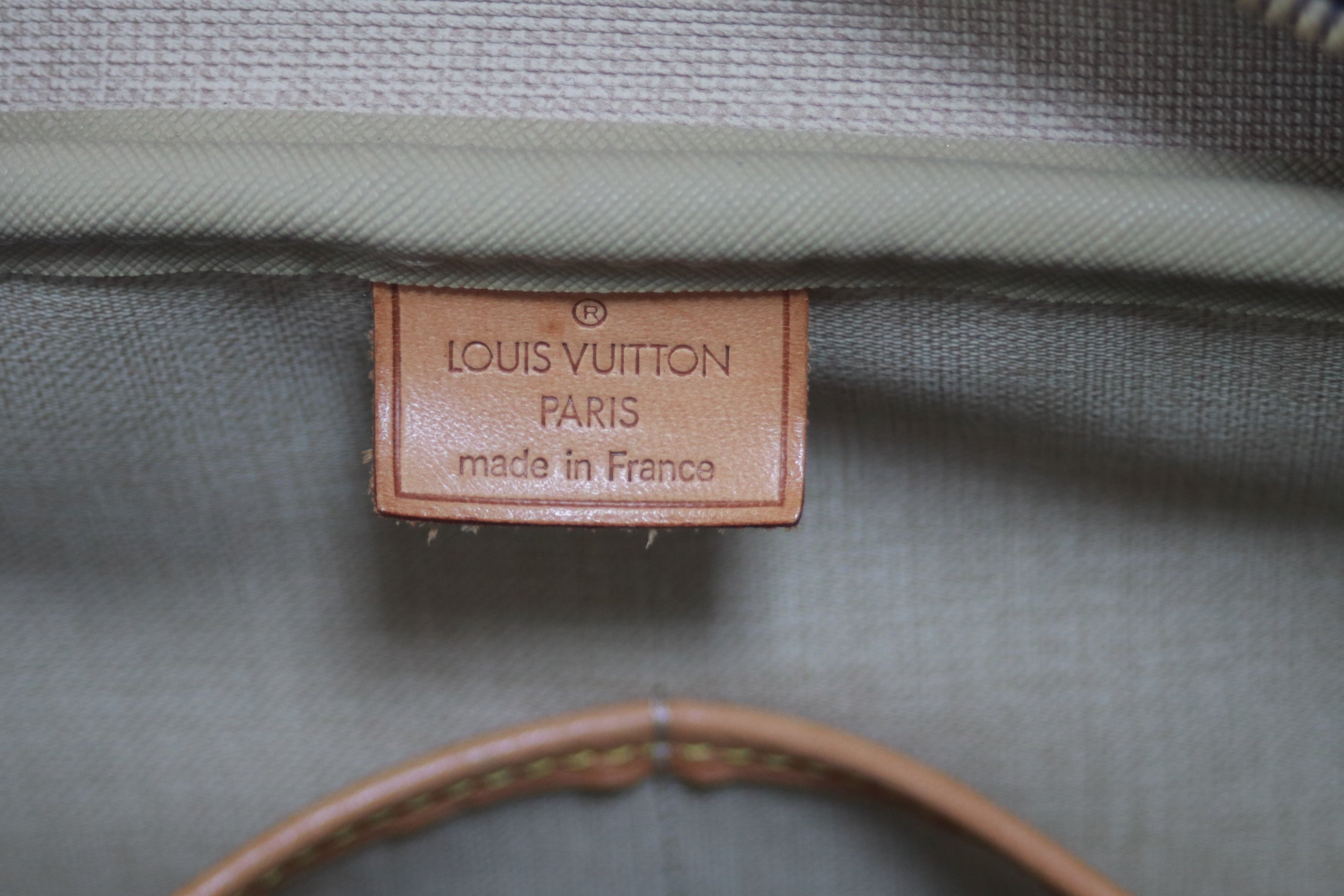 Louis Vuitton Deauville Handbag used (6197)