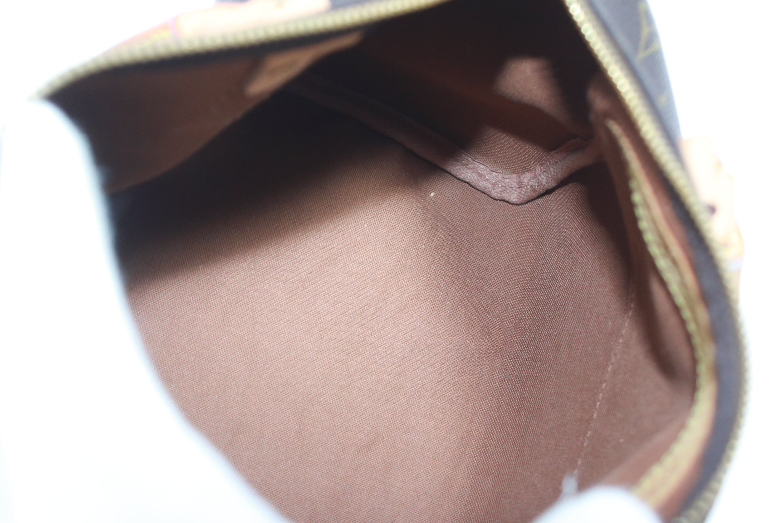 Louis Vuitton Ellipse mm Handbag used (6808)