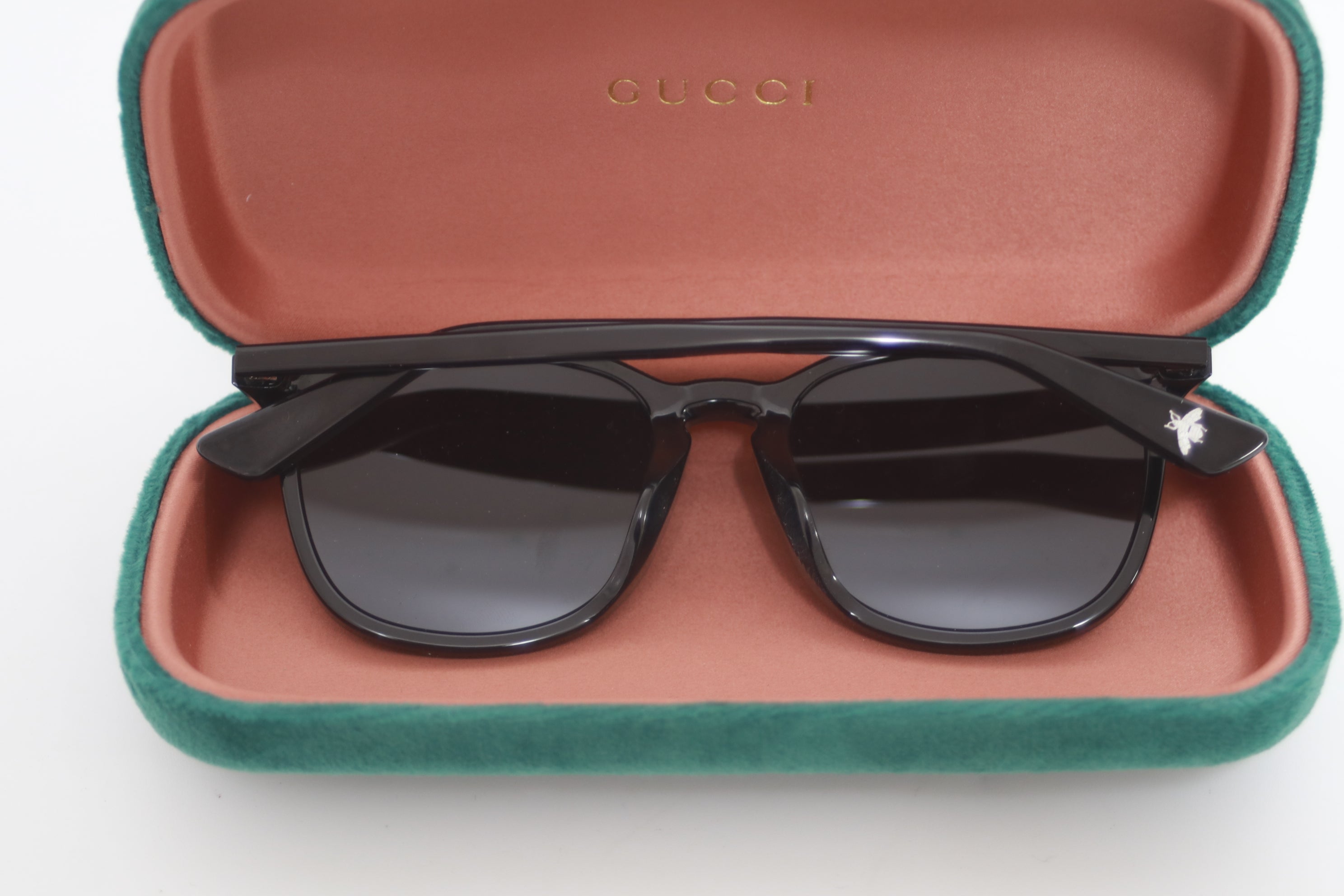 Gucci Sunglasses Used (8143)