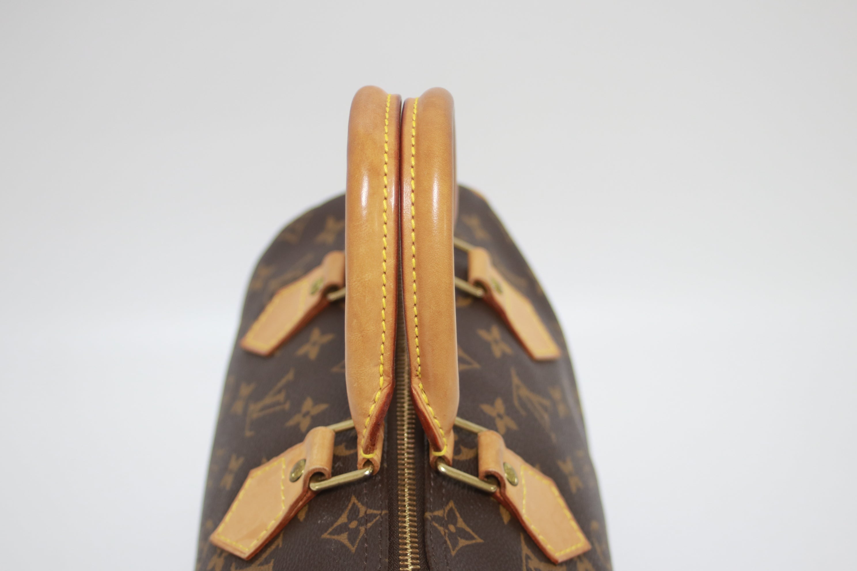 Louis Vuitton Speedy 25 Monogram Handbag Used (8196)