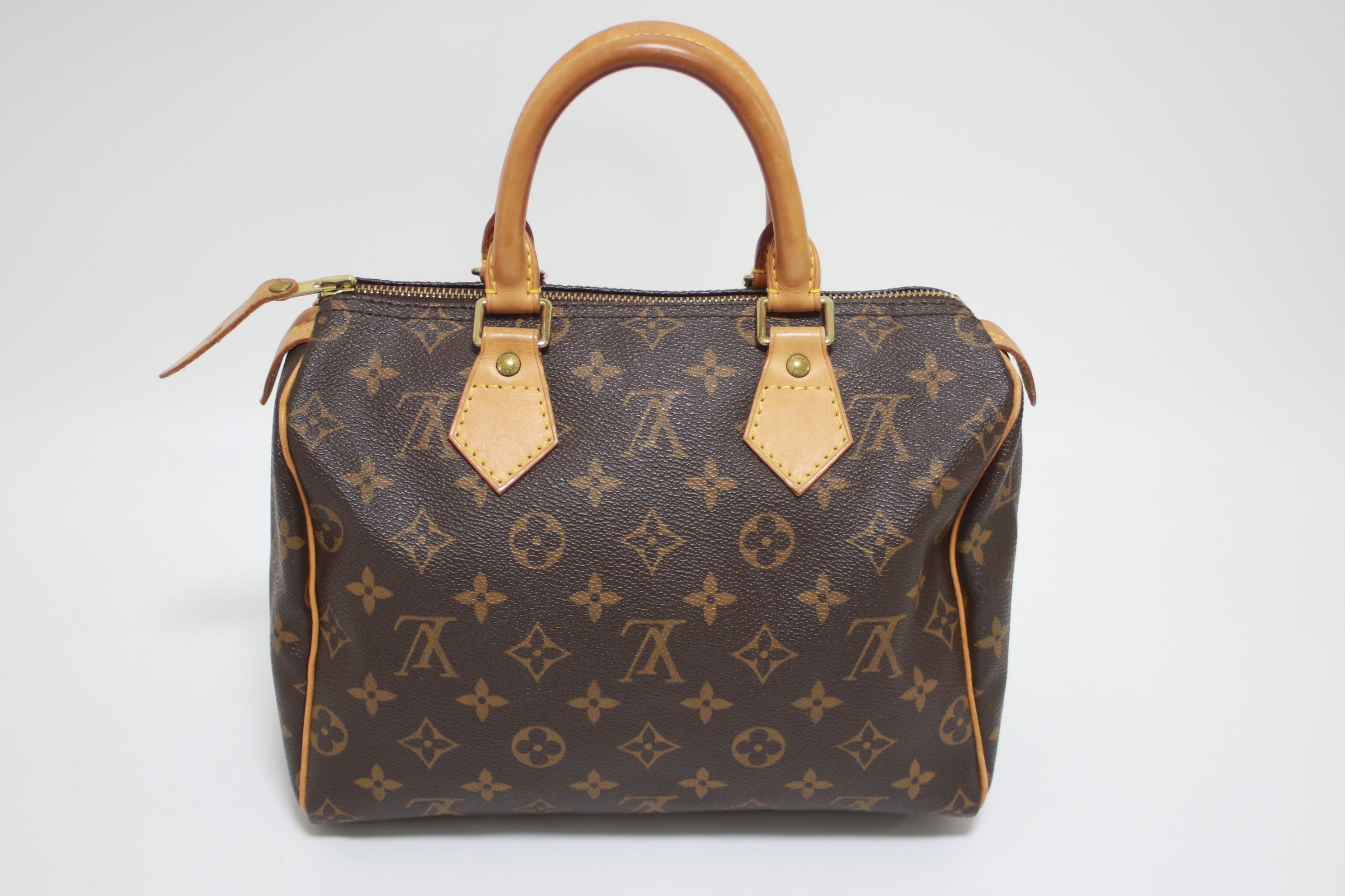 Louis Vuitton Speedy 25 Monogram Handbag Used (8196)