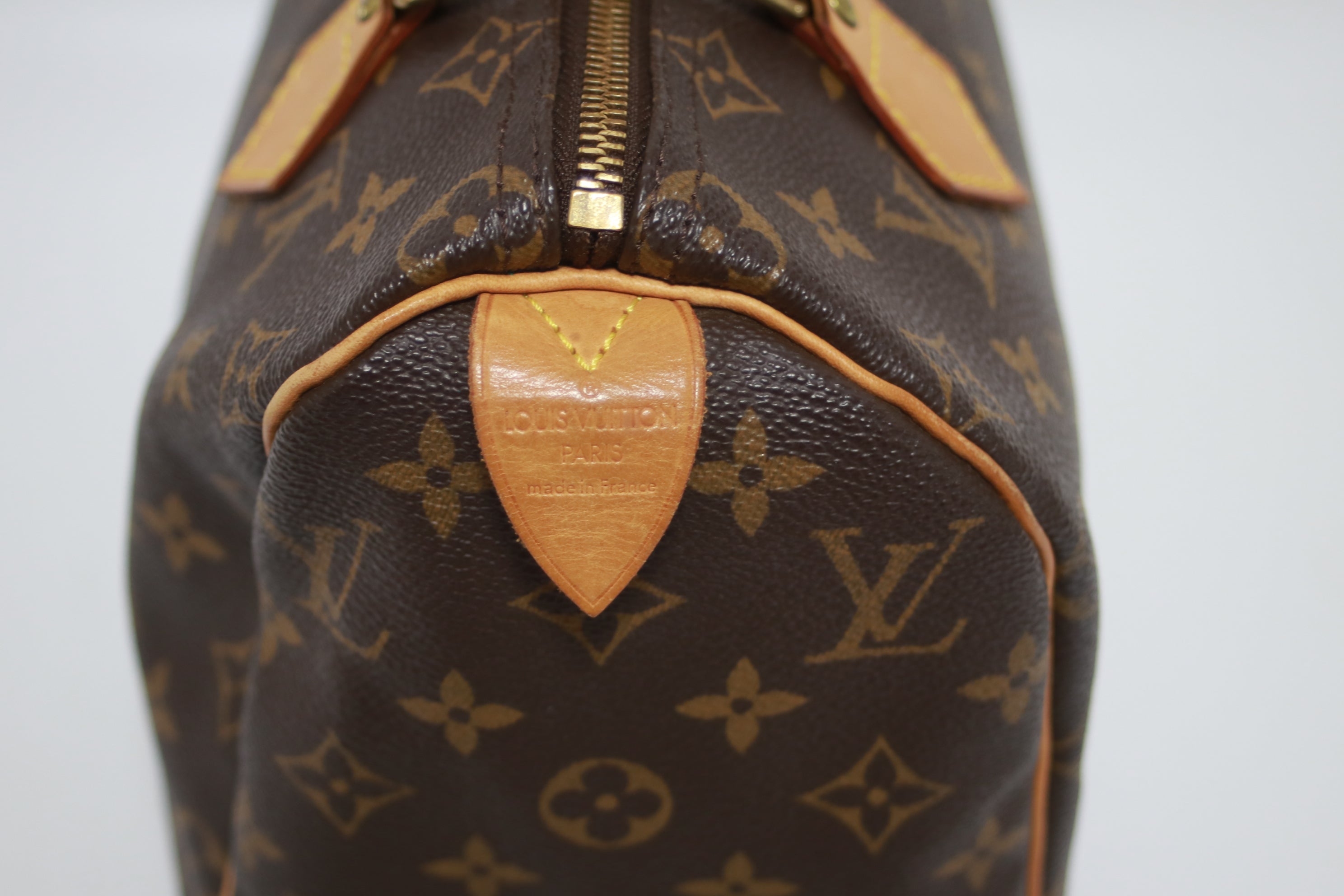 Louis Vuitton Speedy 25 Monogram Handbag Used (8196)