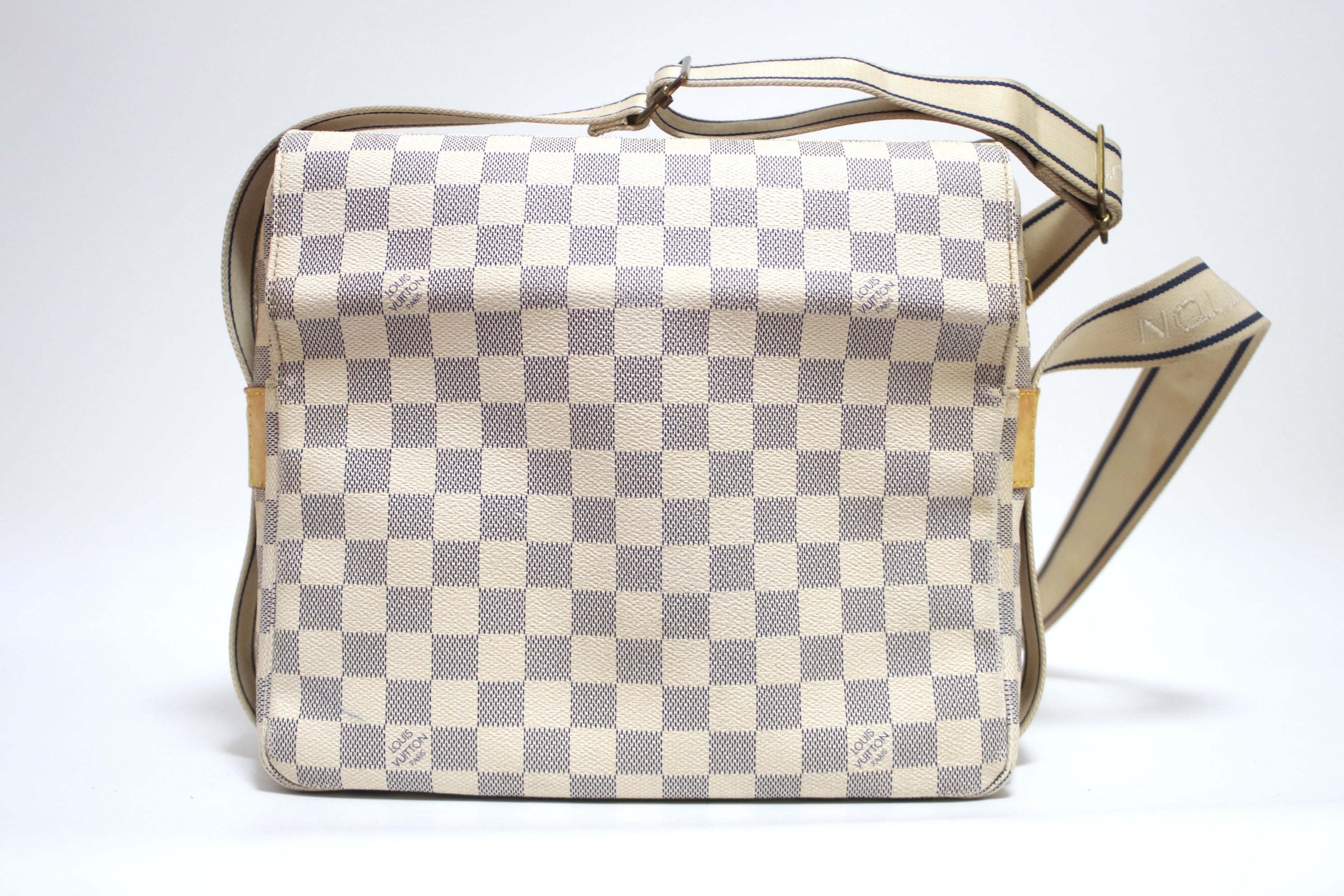 Louis Vuitton Naviglio Damier Azur Messenger Bag Used