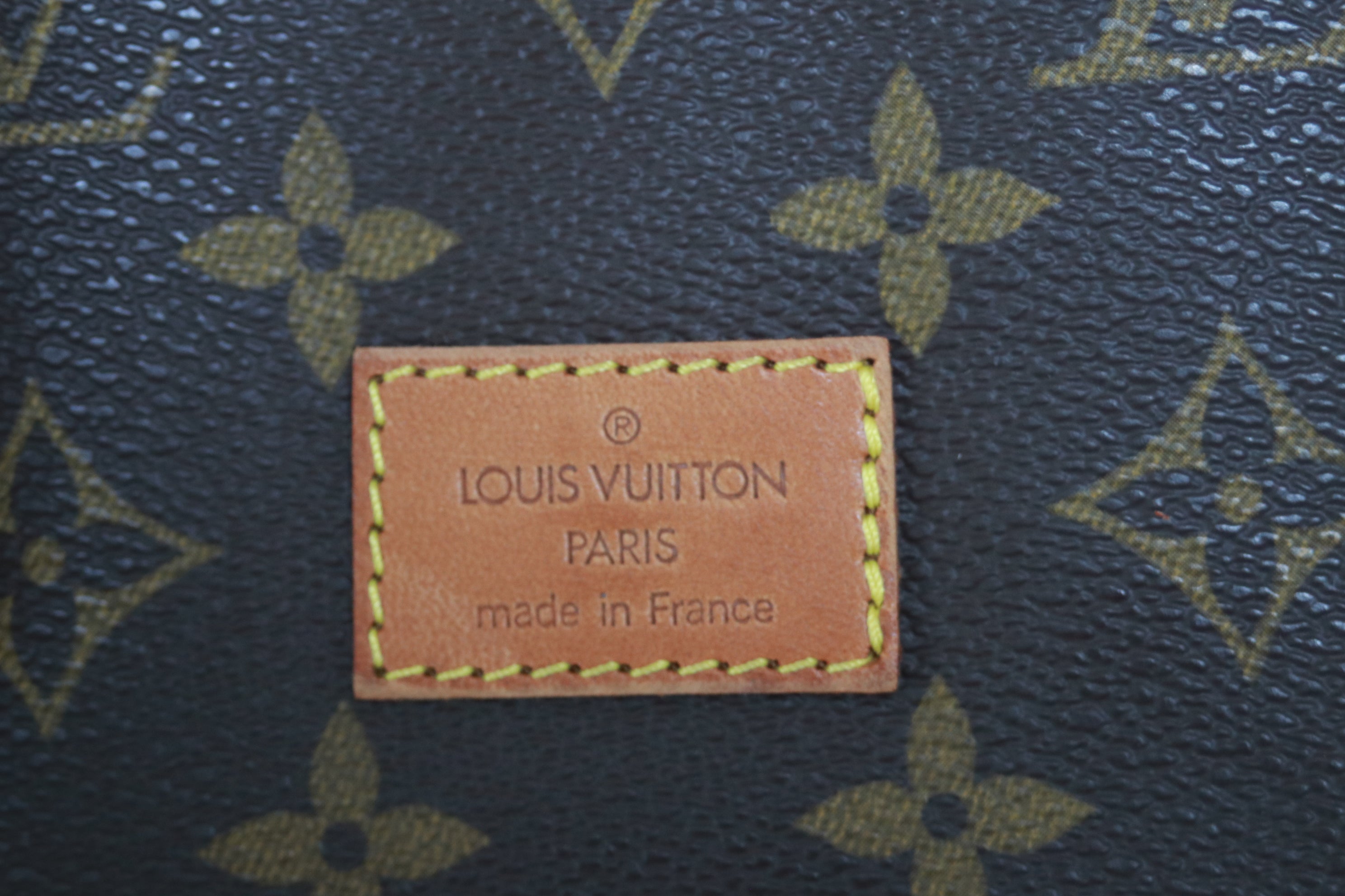 Louis Vuitton Saumur 30 Shoulder Bag Used (7223)