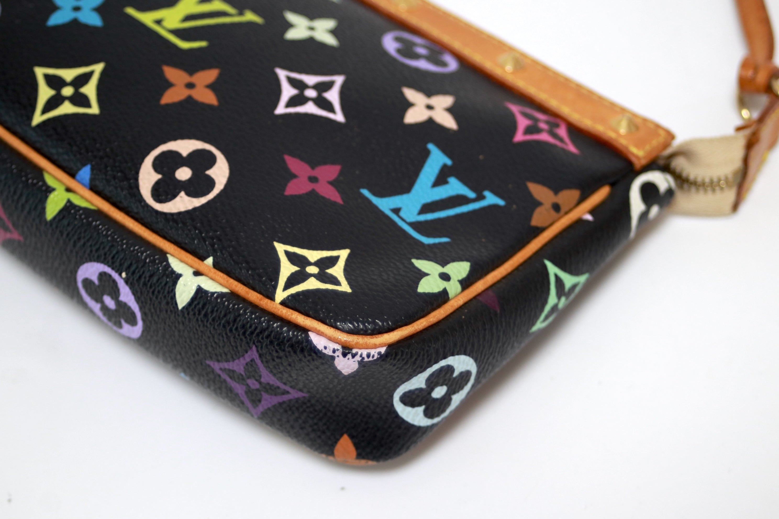 Louis Vuitton Multicolored Pochette Accessories Used (8247)