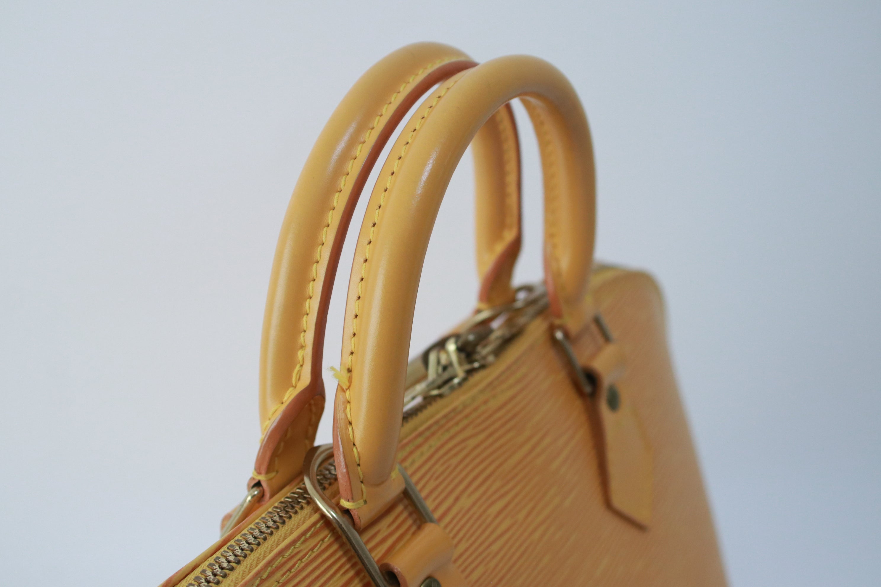 Louis Vuitton Alma PM Epi Handbag Yellow Used (7271)