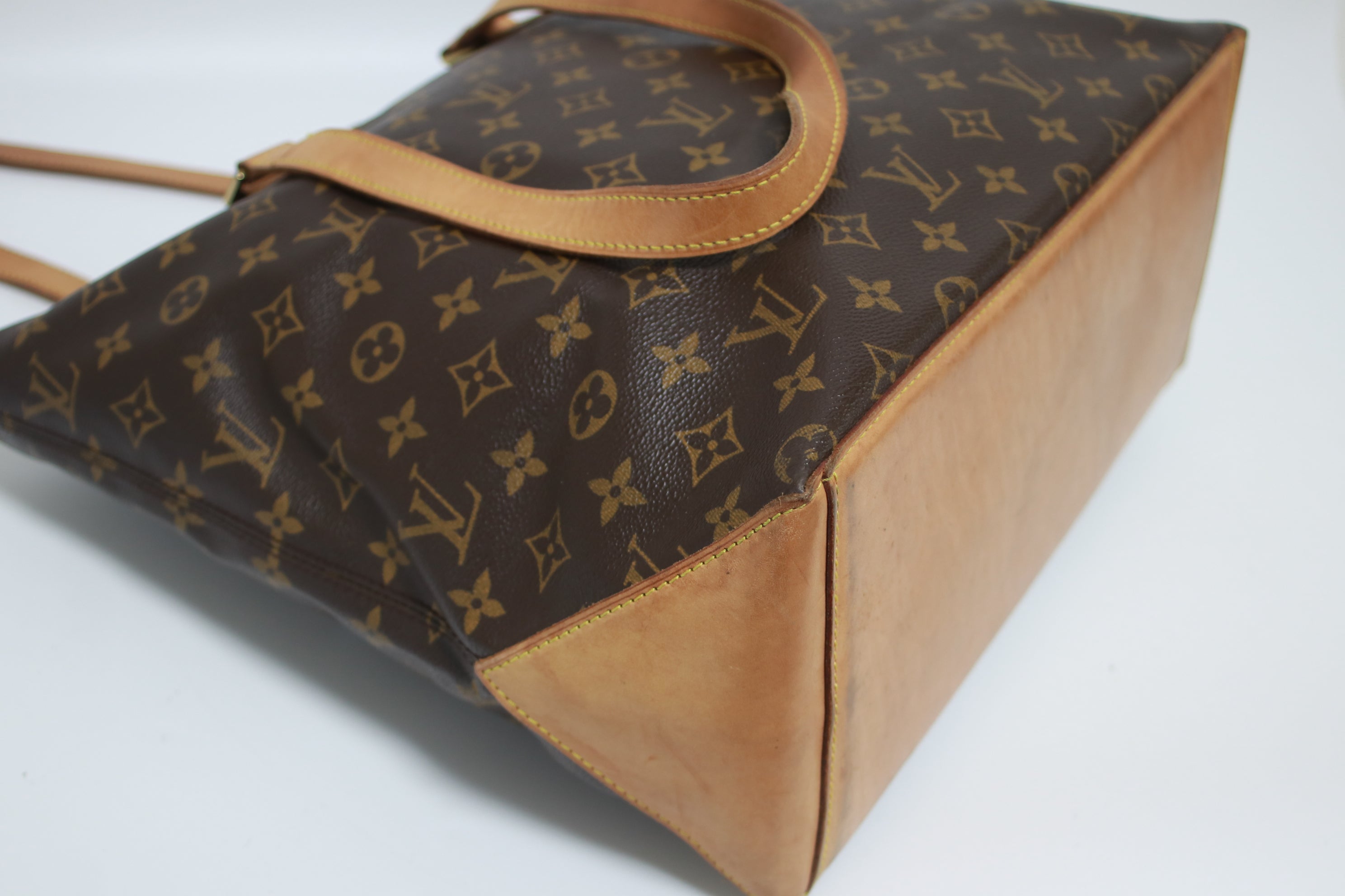 Louis Vuitton Cabas Mezzo Shoulder Tote Bag Used