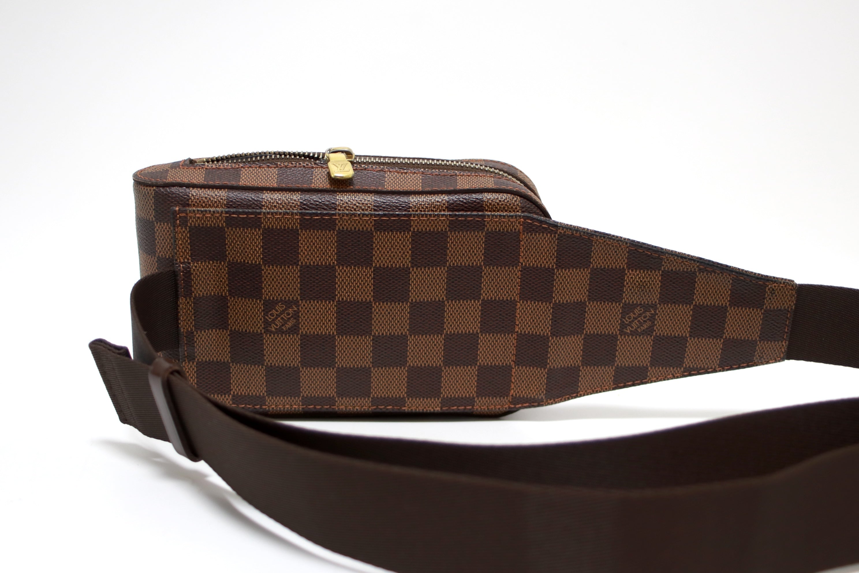 Louis Vuitton Geronimo Damier Ebene Body Bag Used