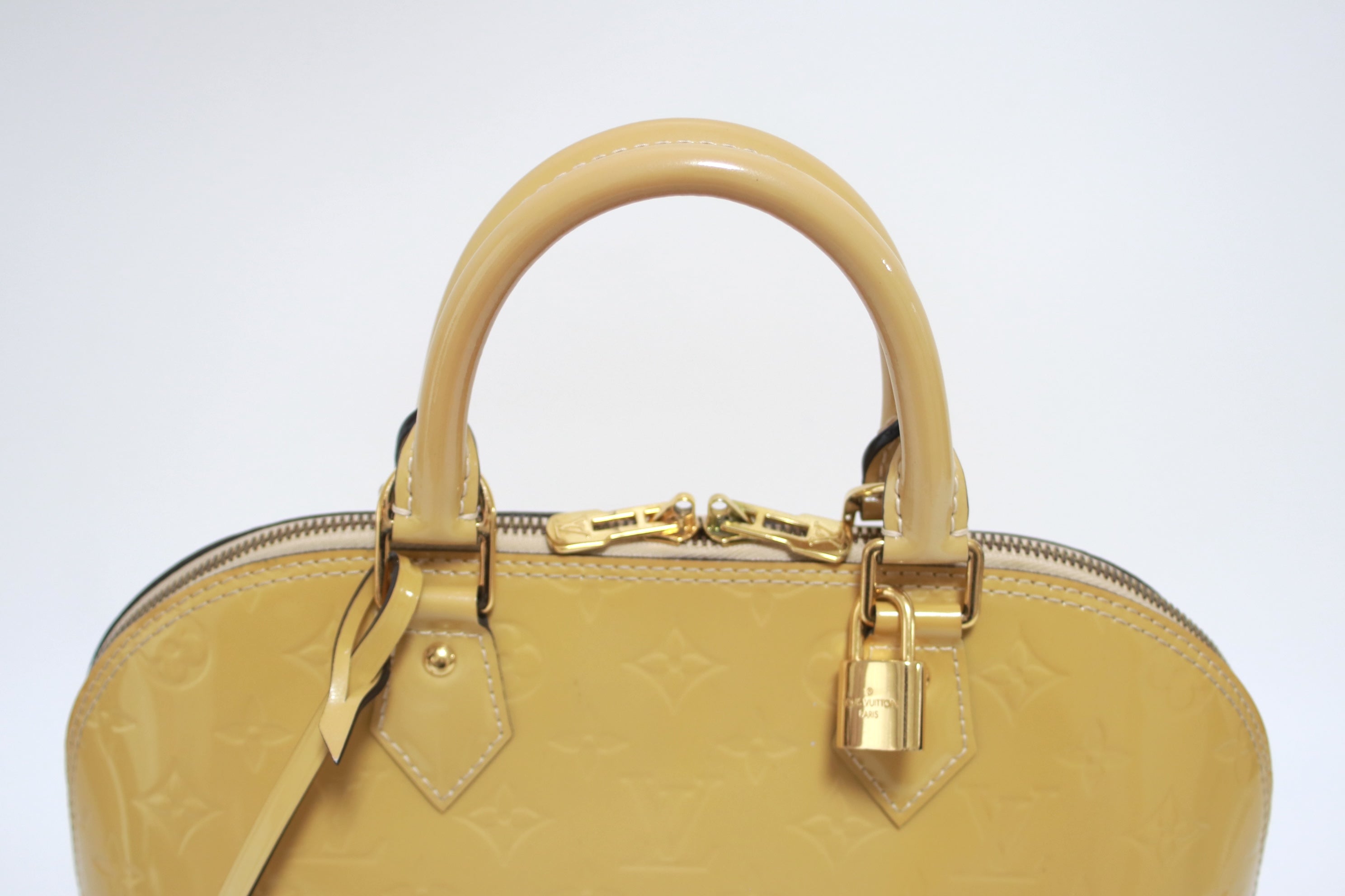 Louis Vuitton Alma PM Vernis Patent Handbag (8283)