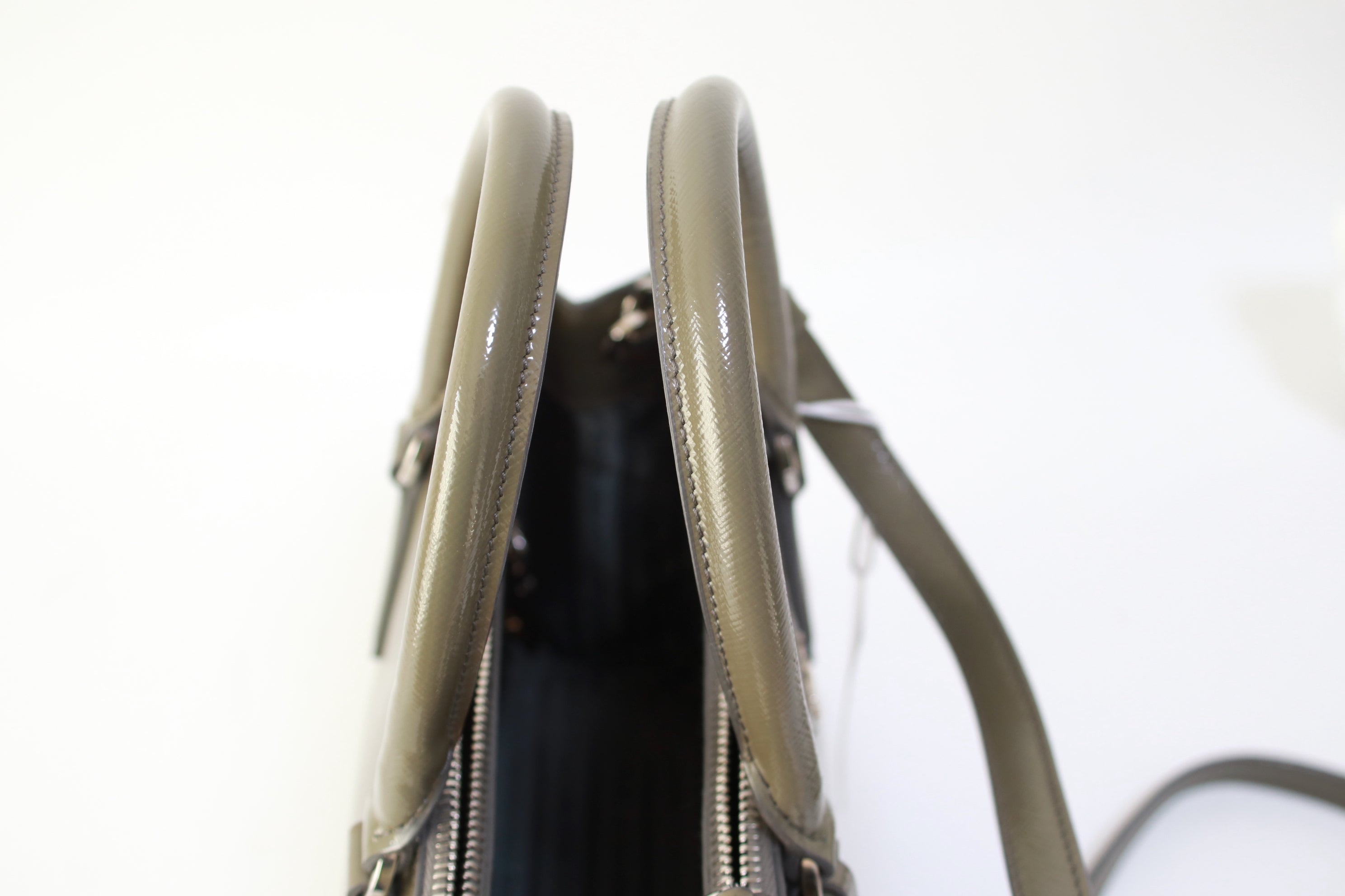 Prada Galleria Olive/Khaki Handbag Used (6892)