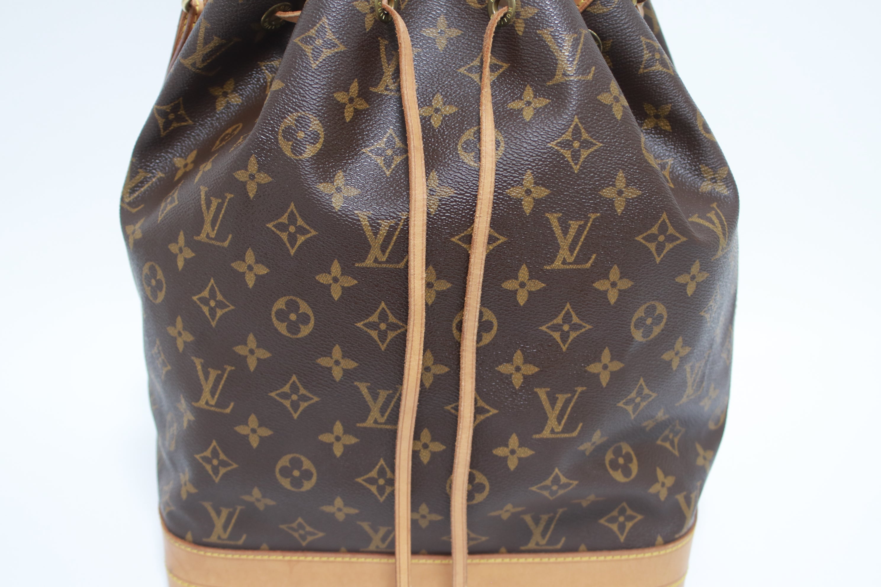 Louis Vuitton Noe GM Bucket Shoulder Bag Used (8261)