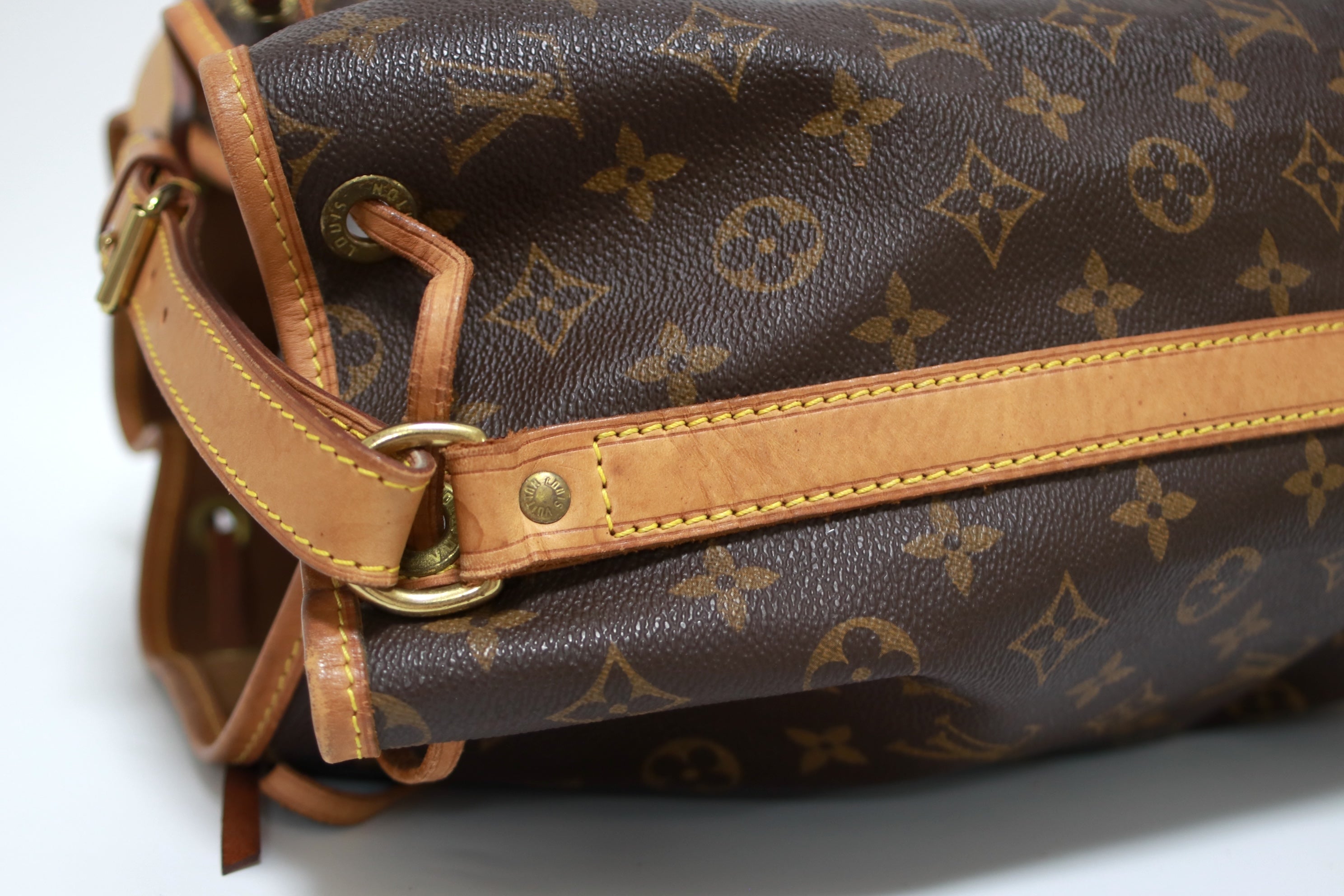 Borsa a tracolla a secchiello Louis Vuitton Noe GM usata