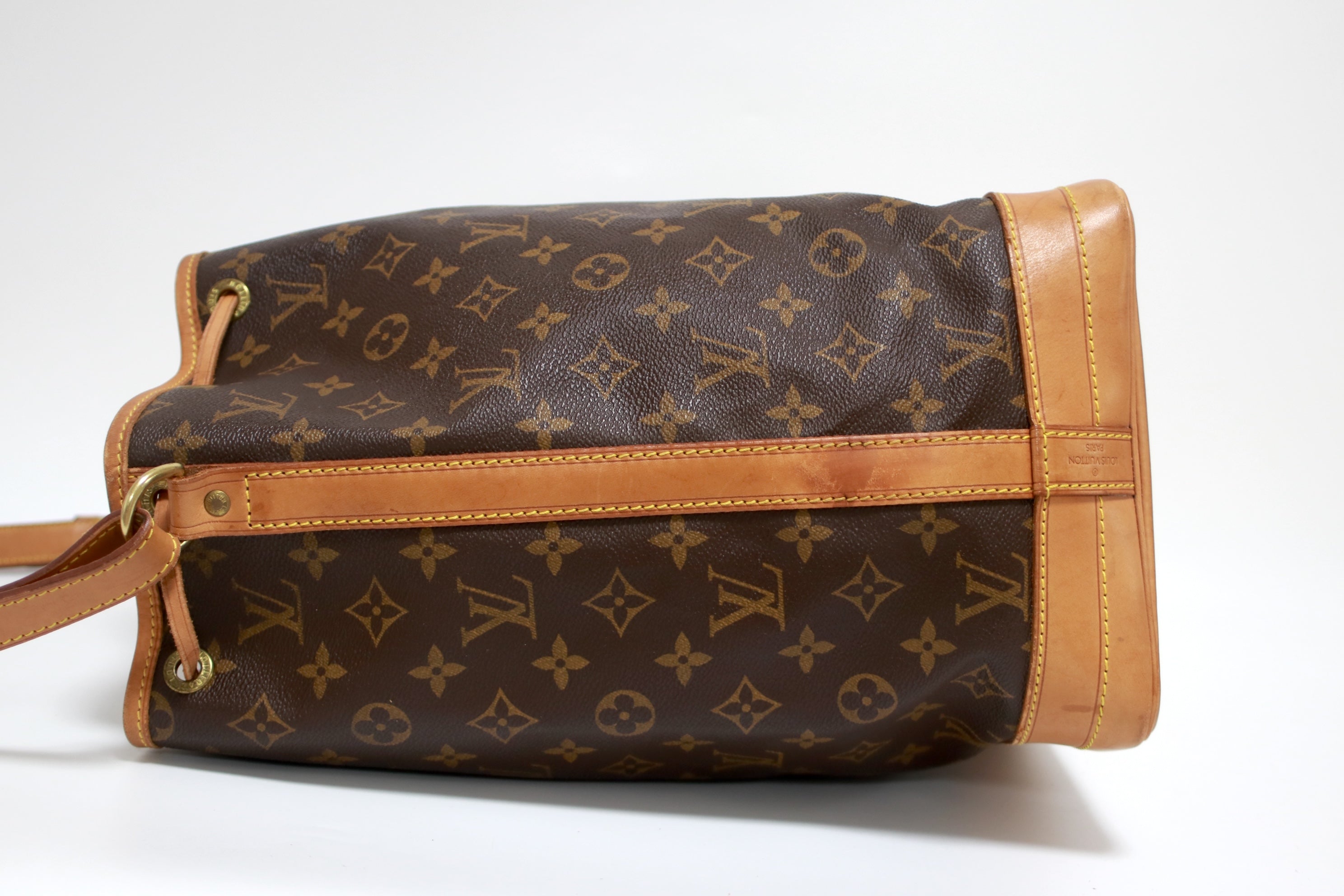 Borsa a tracolla a secchiello Louis Vuitton Noe GM usata