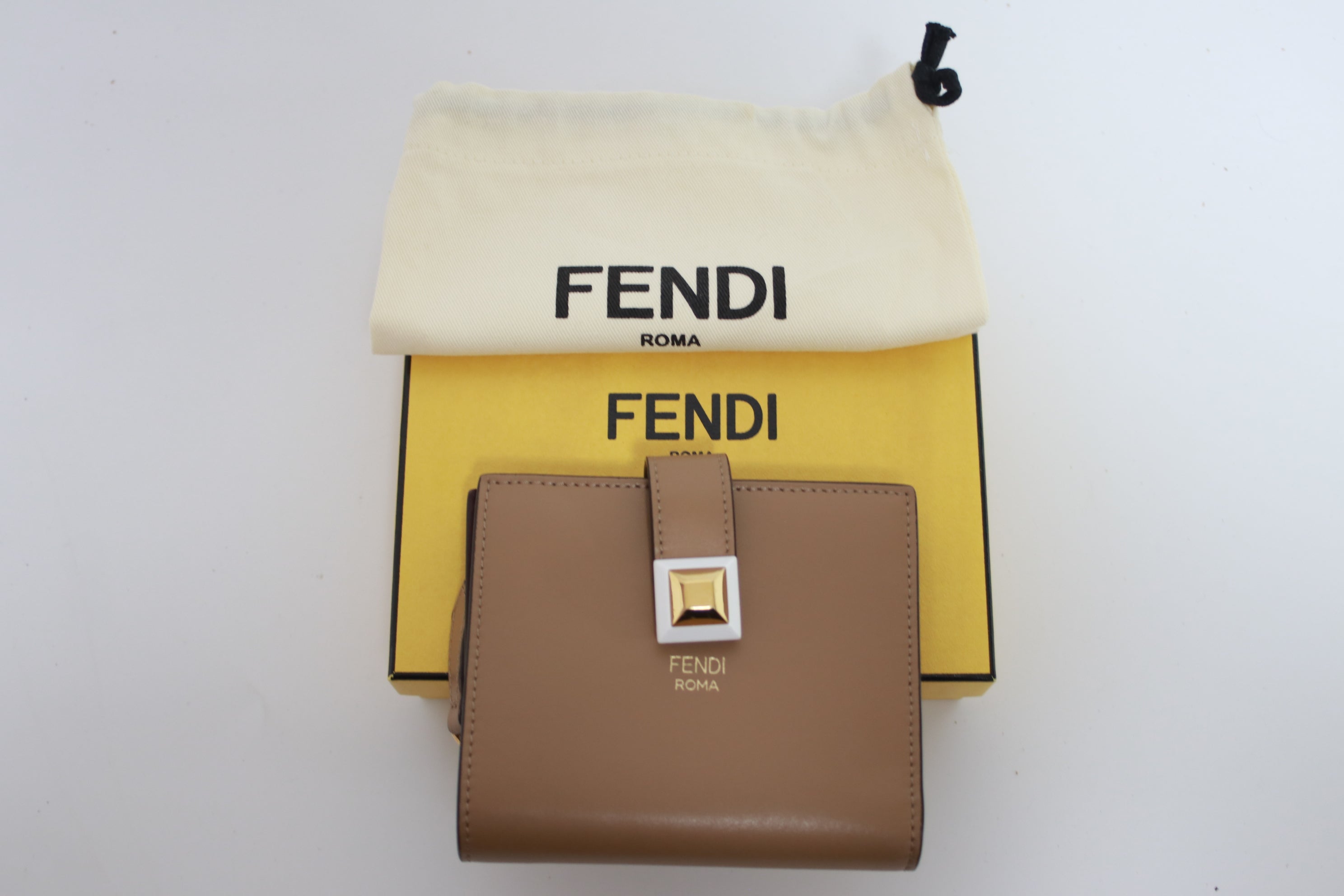 Fendi Compact Wallet Used (8172)
