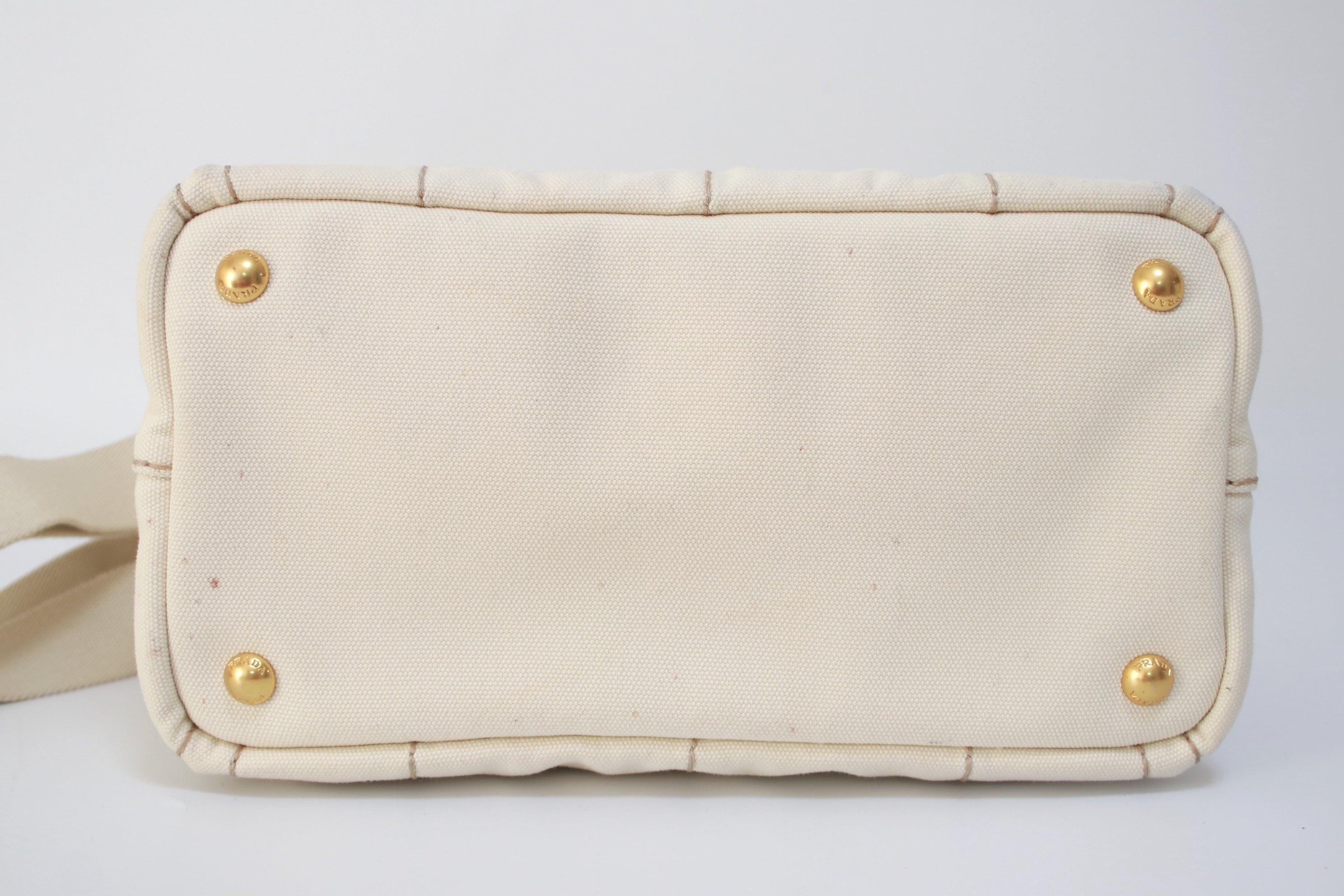 Prada Canapa Shoulder Bag White Used (7190)