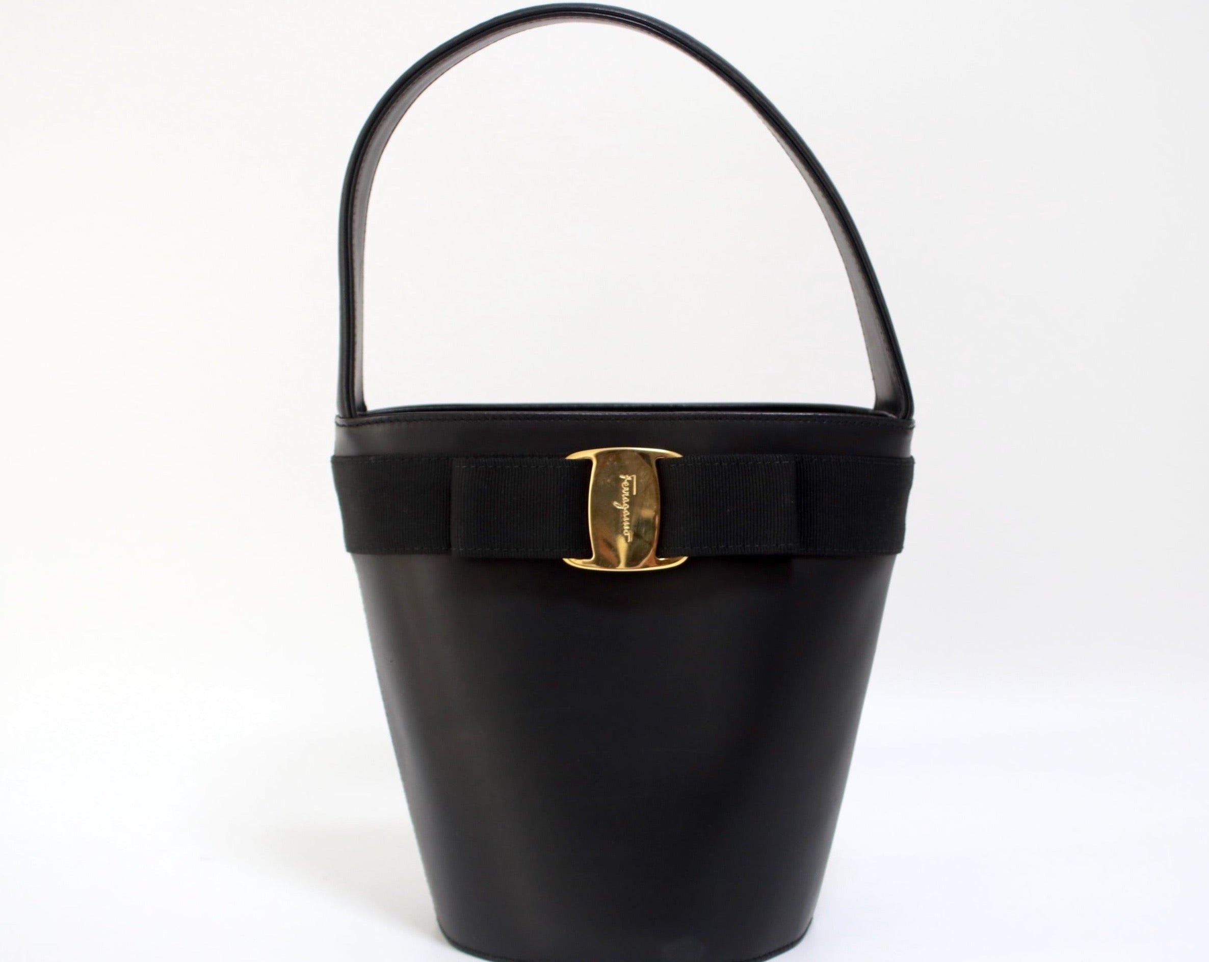 Ferragamo Handbag Used (7083)