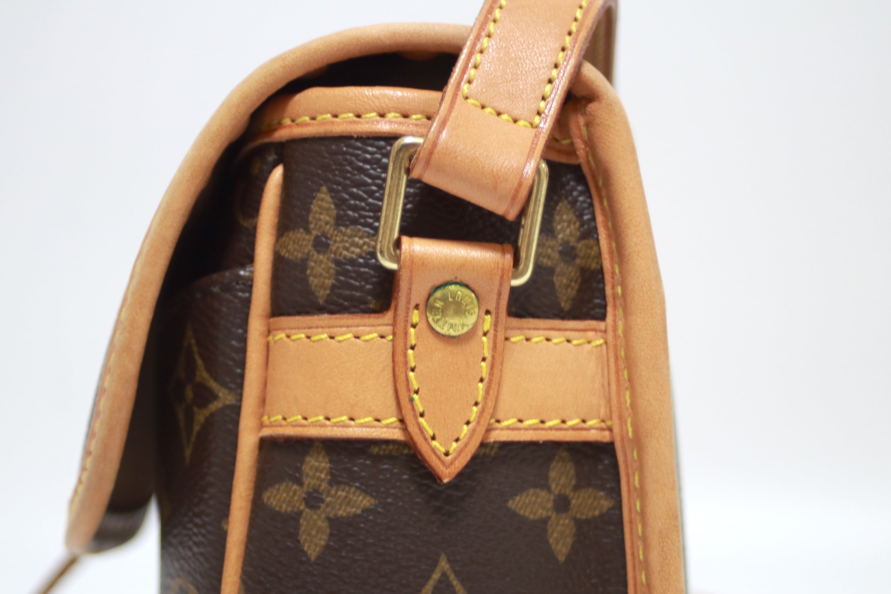 Louis Vuitton Sologne Shoulder Bag (8351)