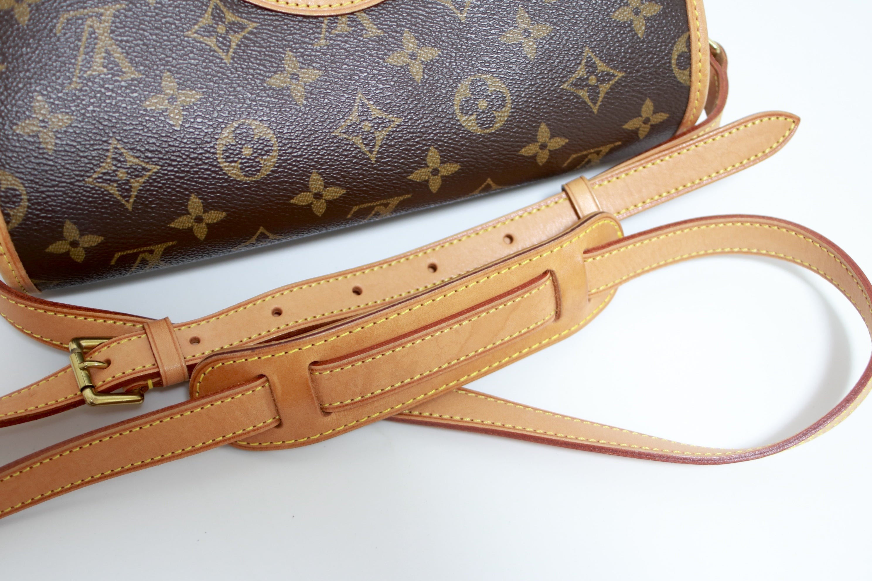 Louis Vuitton Sologne Shoulder Bag (8351)