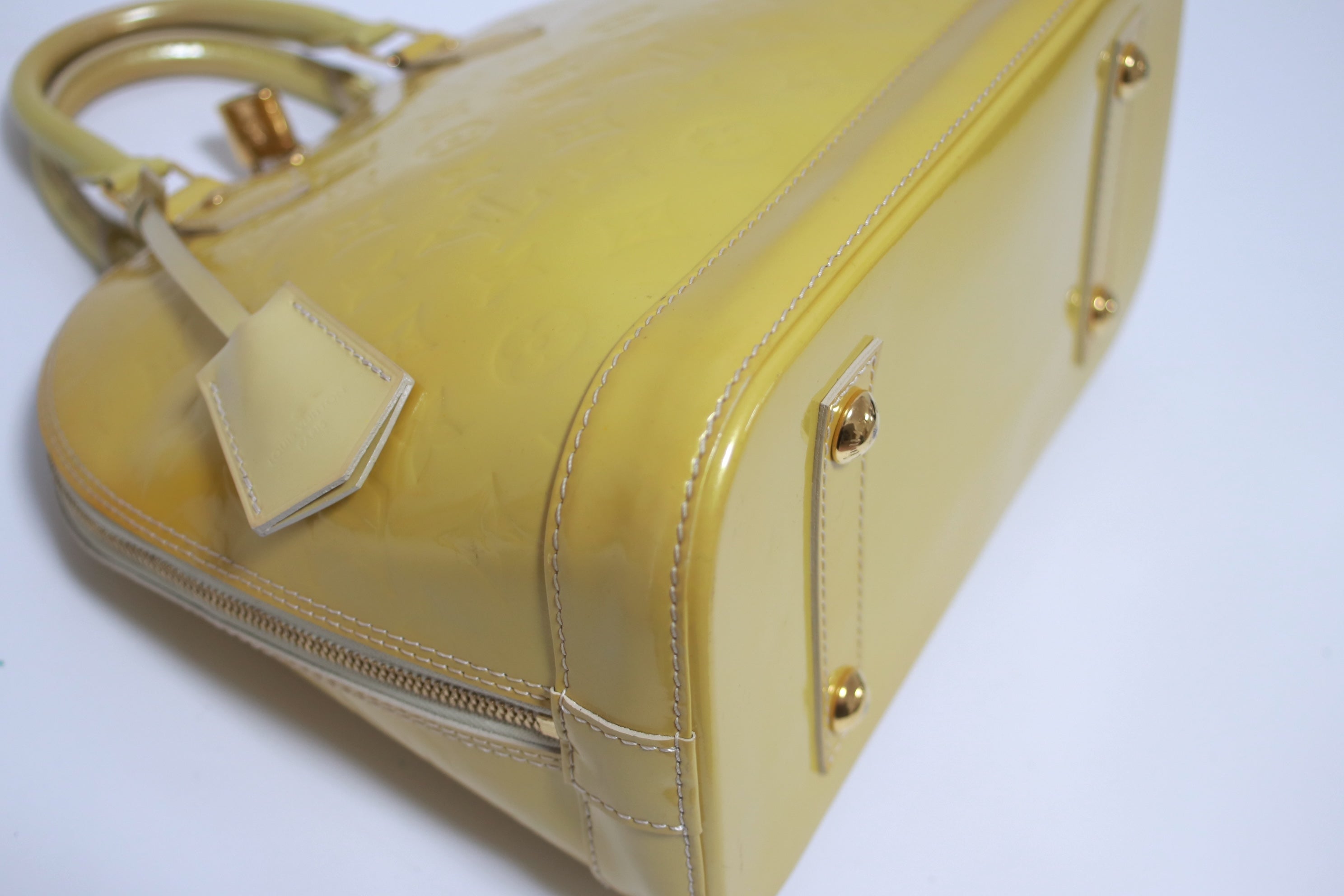 Louis Vuitton Alma PM Vernis Yellow Handbag Used (8366)