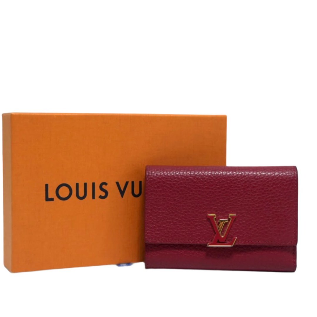 Louis Vuitton Capucine Compact Wallet Used