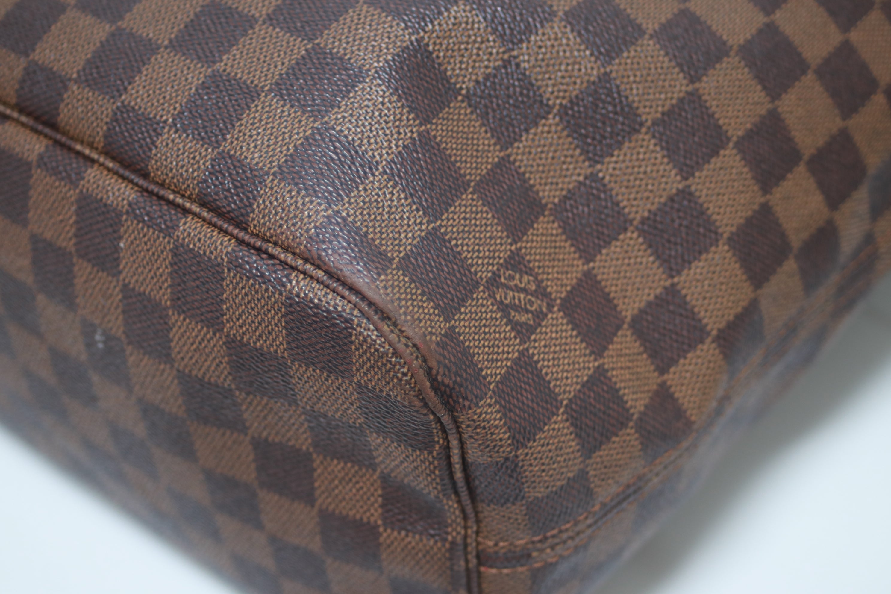 Louis Vuitton Neverfull MM Damier Ebene Tote Bag Used