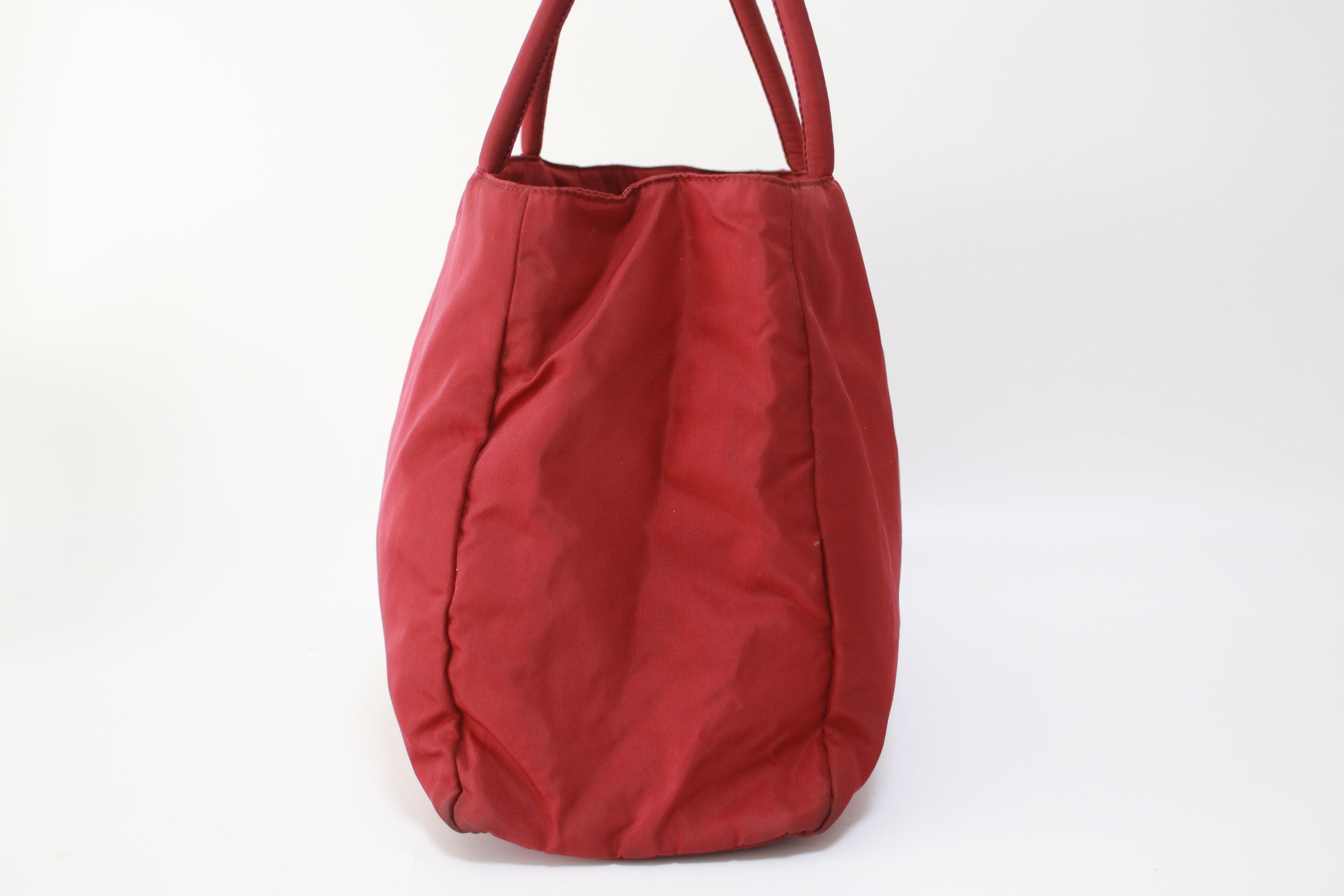 Prada Nylon Handbag Red Used (7057)