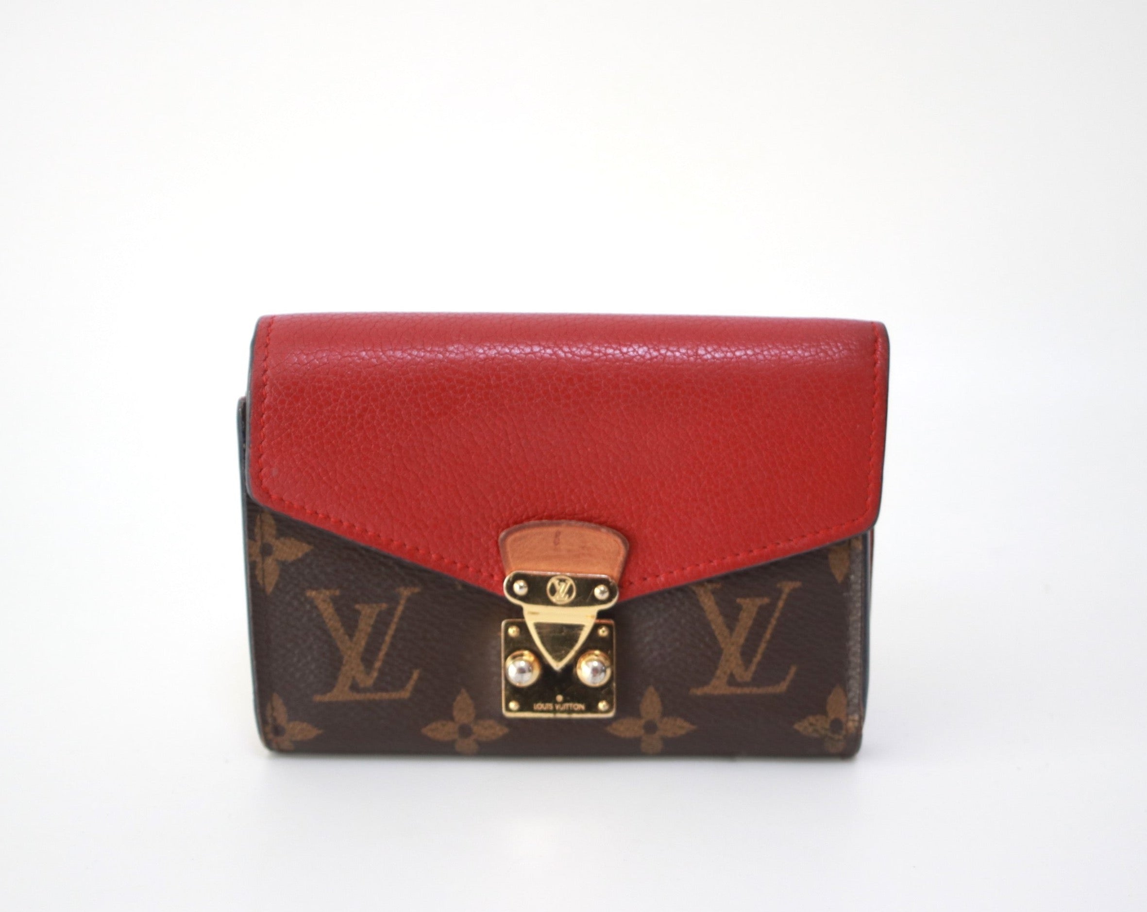 Louis Vuitton Pallas Wallet Used (7306)