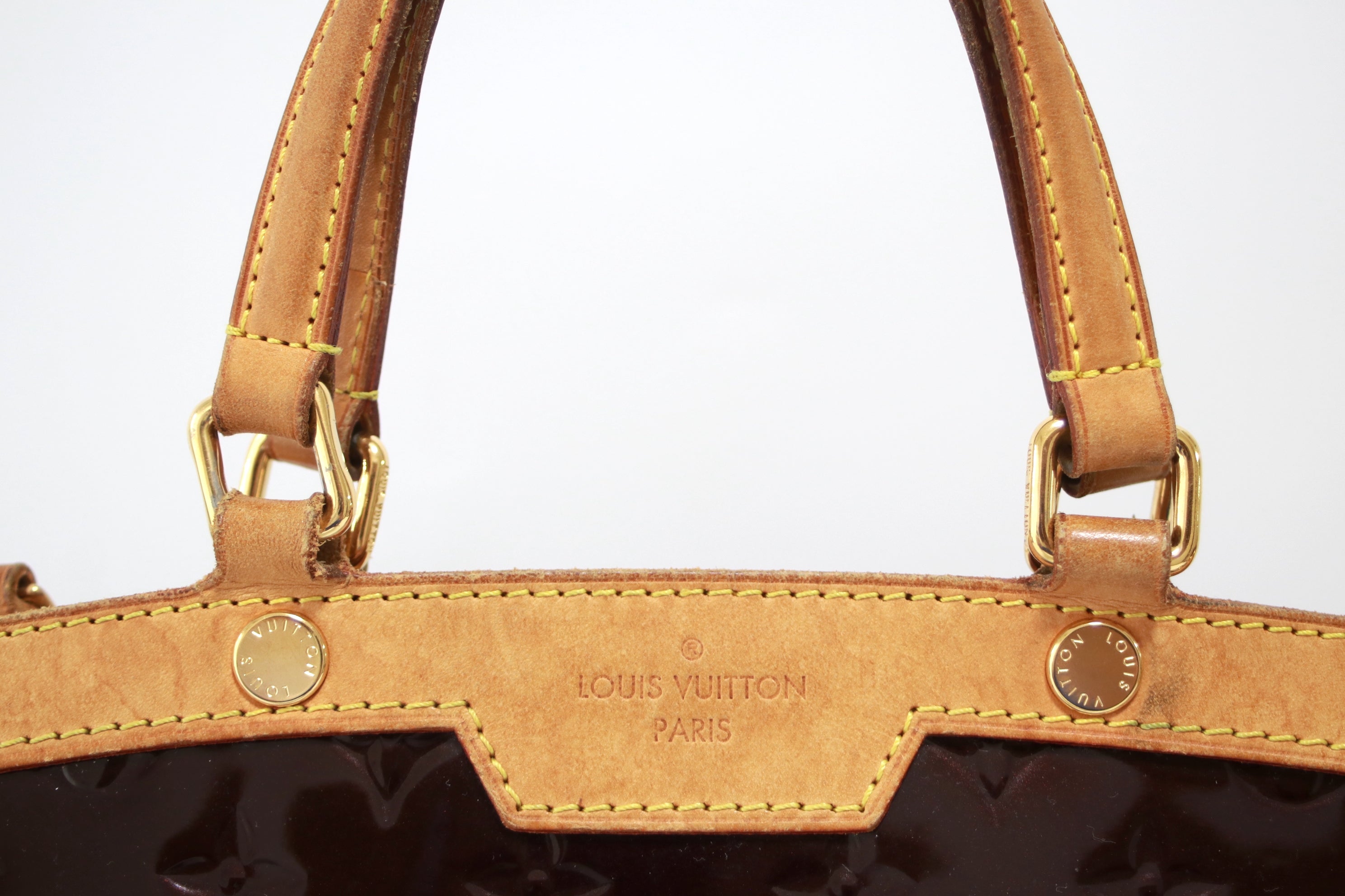 Louis Vuitton Brea MM Vernis Shoulder Bag Used (7281)