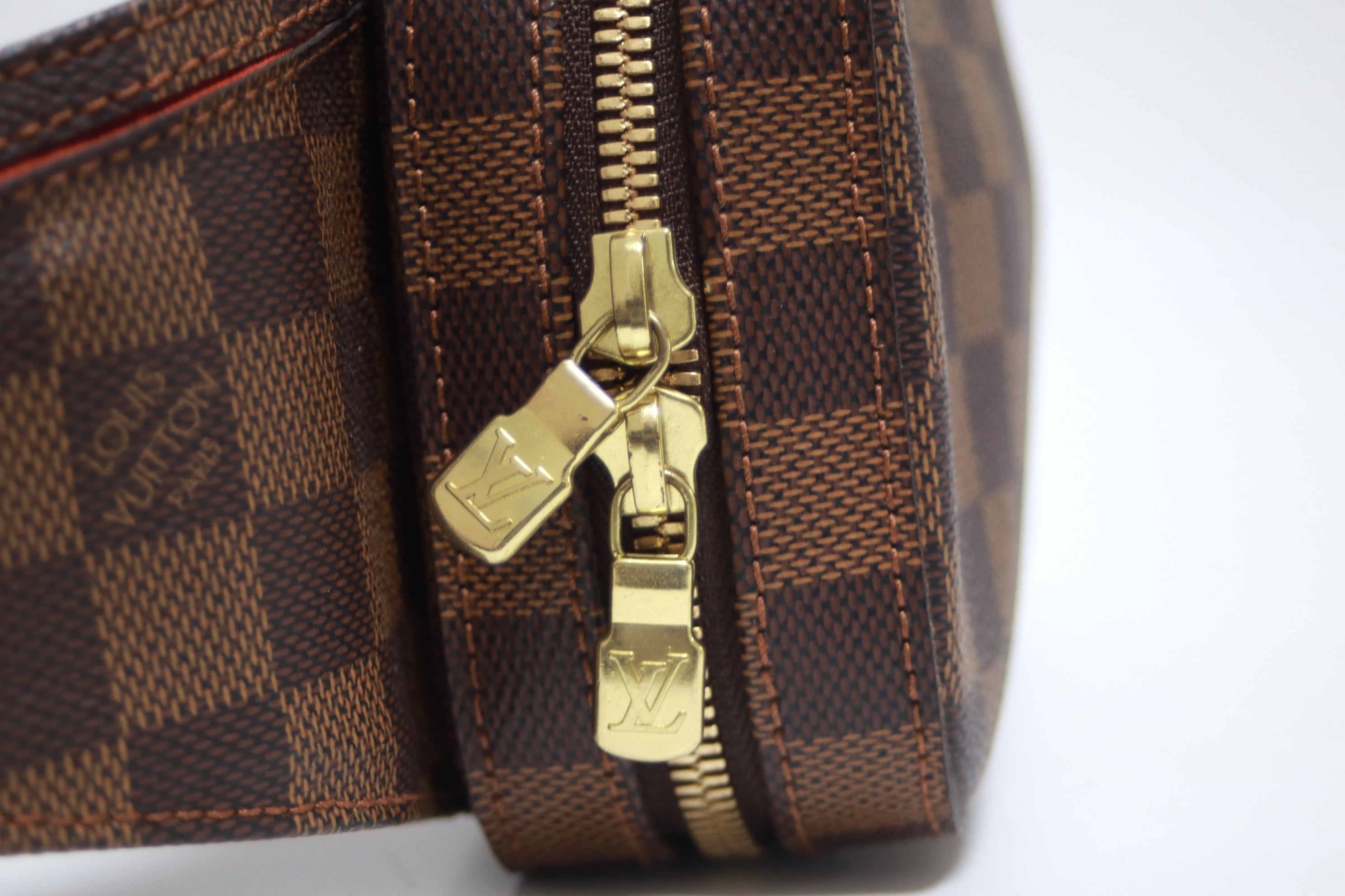 Louis Vuitton Geronimo Body/Belt Bag Used