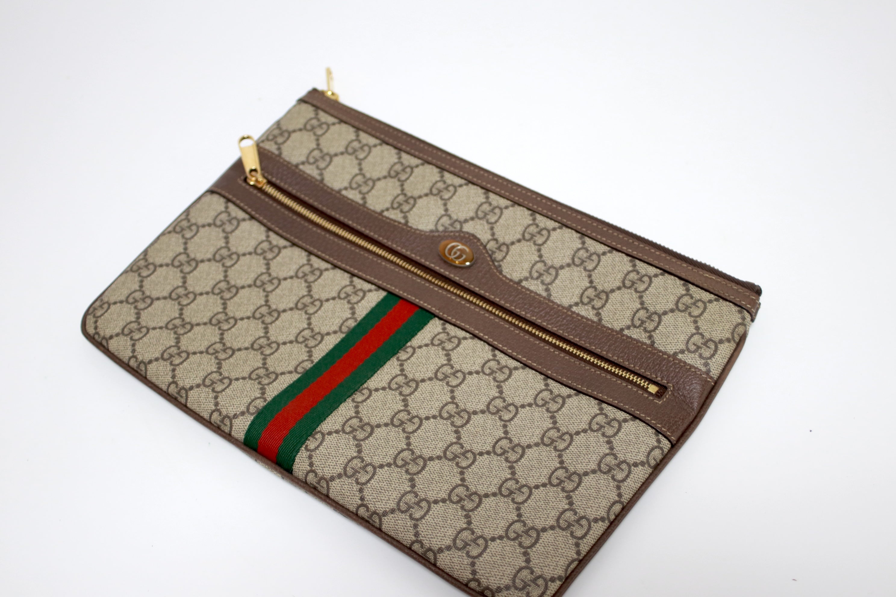 Gucci Slim Clutch Used (8077)