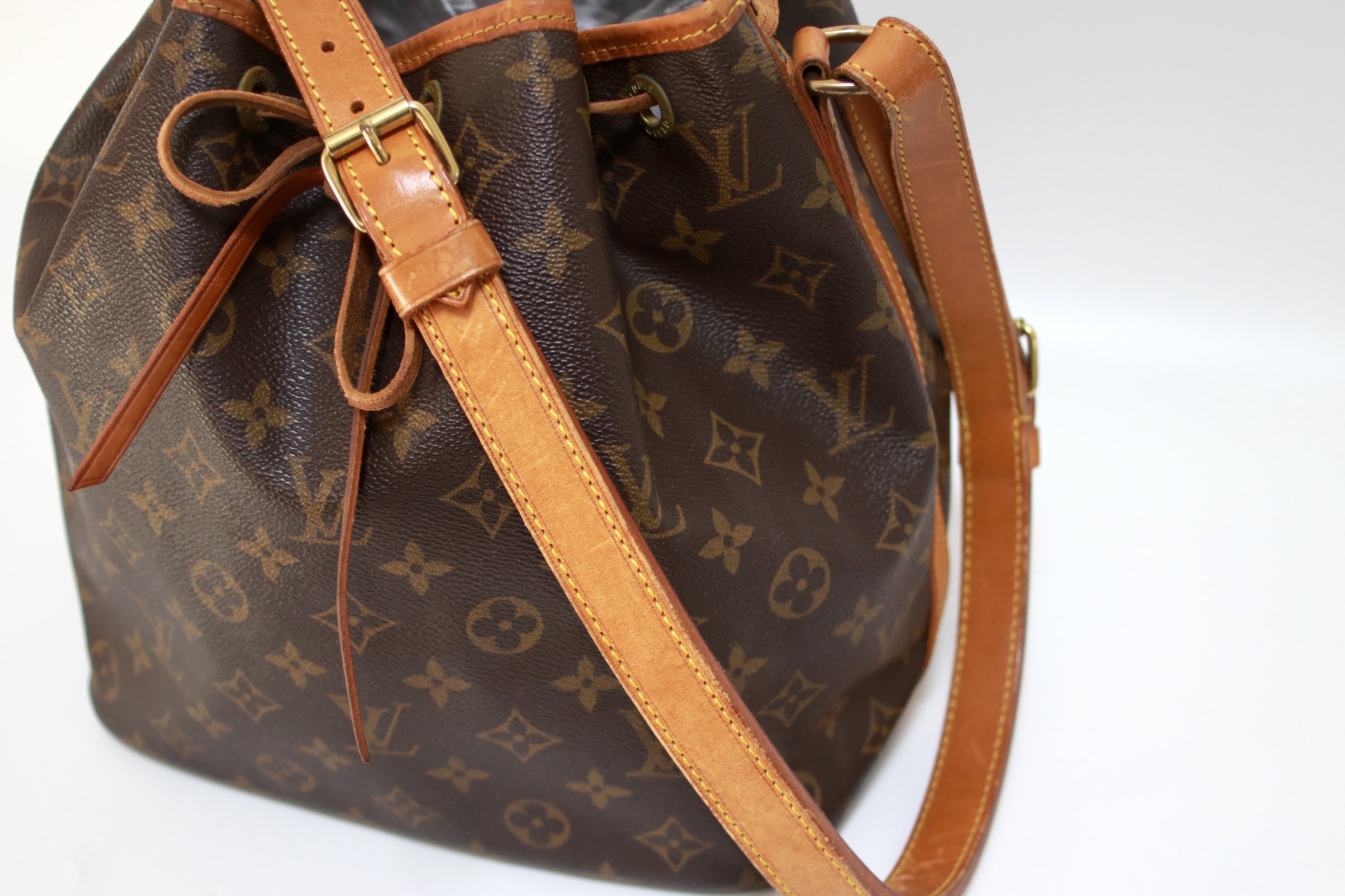 Louis Vuitton Noe PM Shoulder Bag Used (7238)