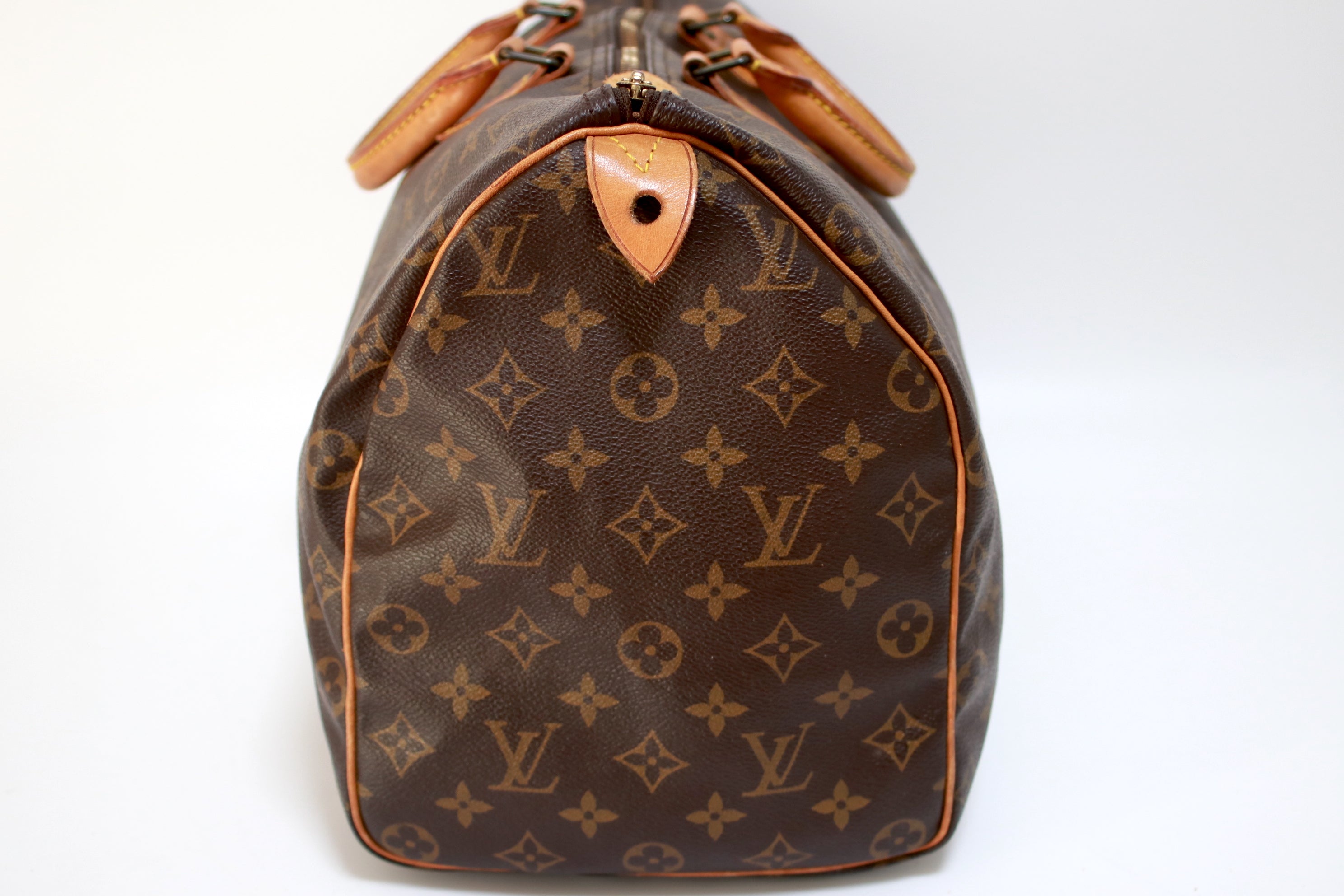 Louis Vuitton Speedy 40 Handbag Used