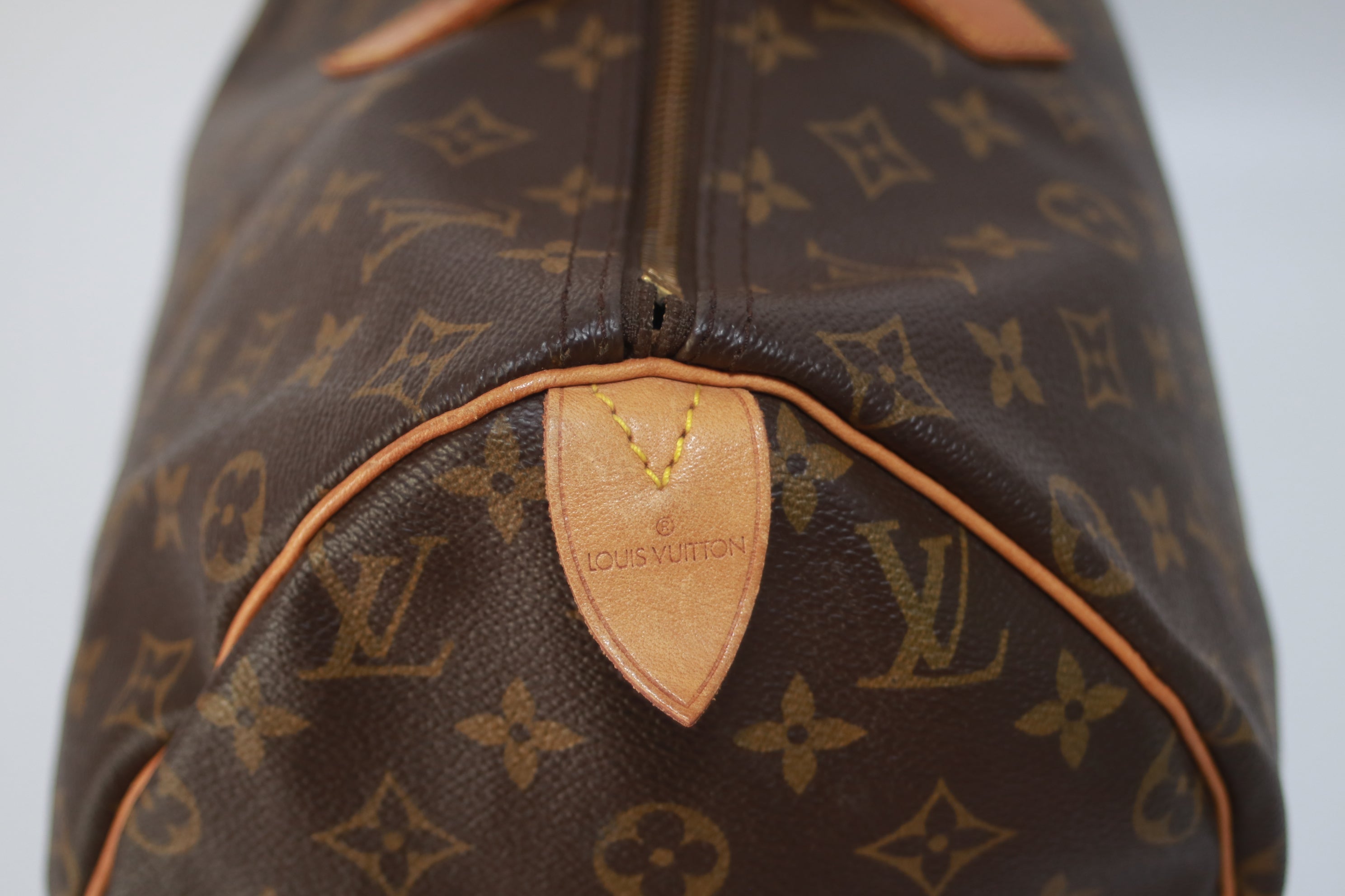 Louis Vuitton Speedy 40 Handbag Used