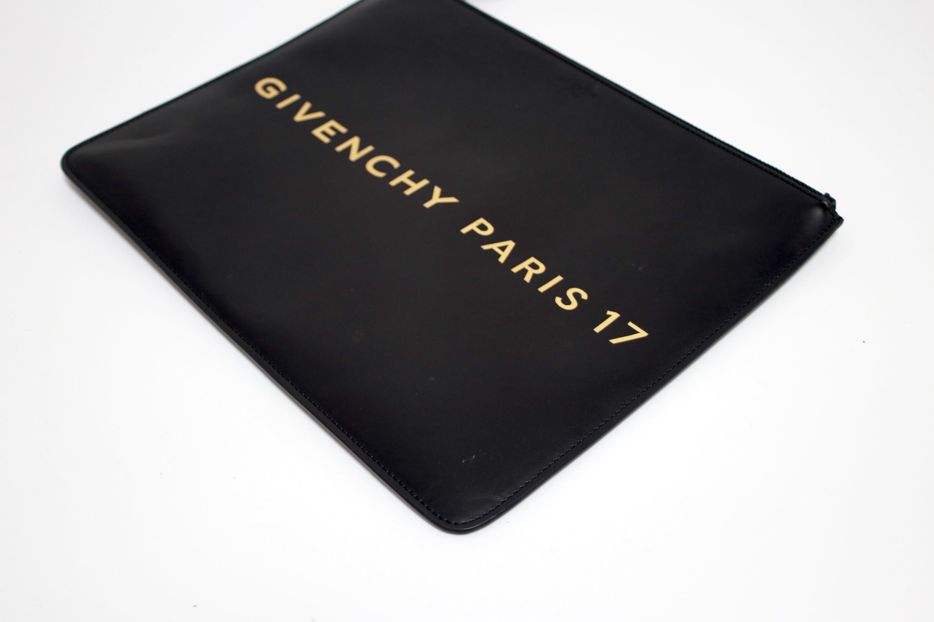 Givenchy Clutch Used (8393)