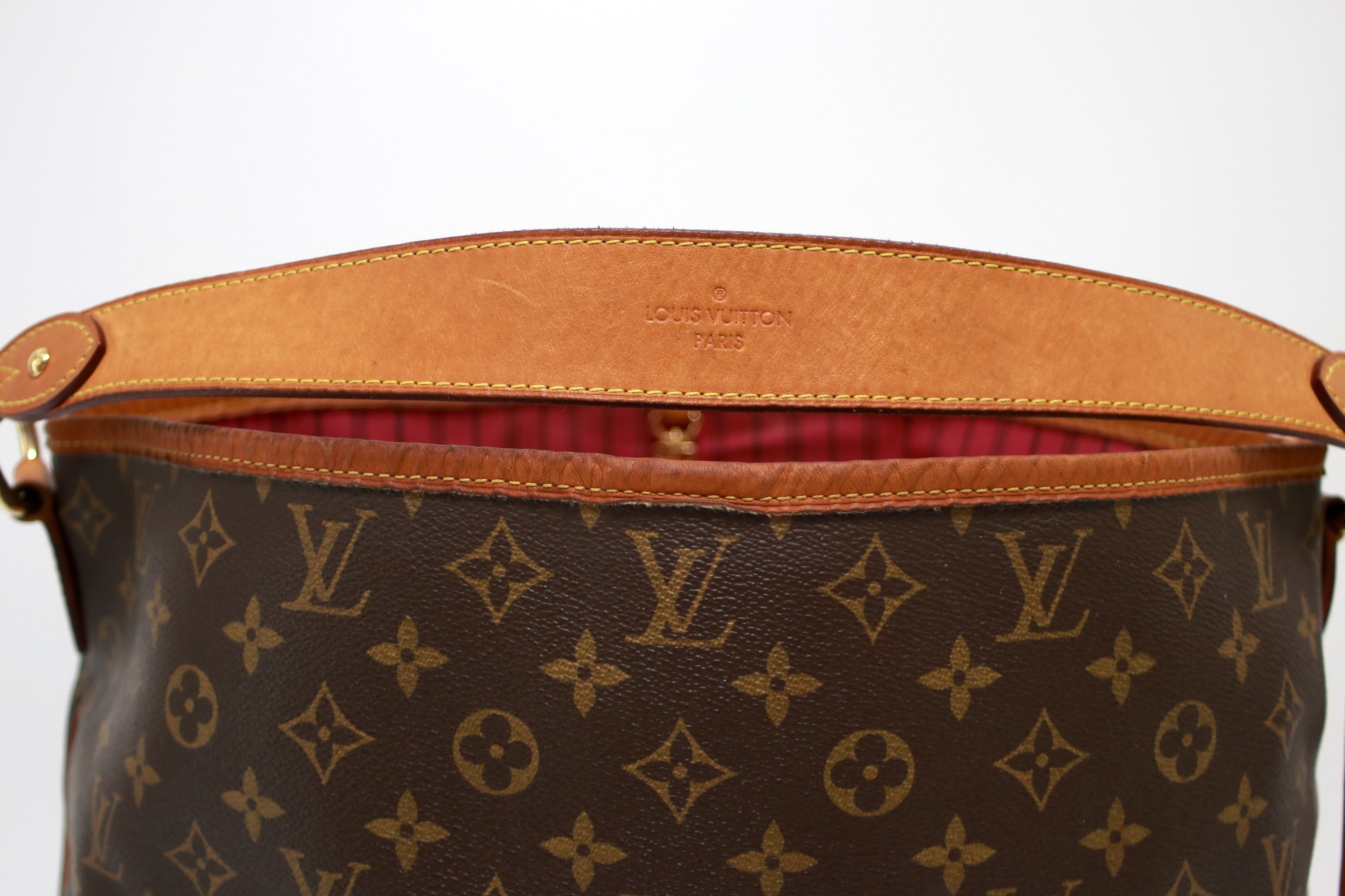 Louis Vuitton Delightful MM Hobo Bag Used