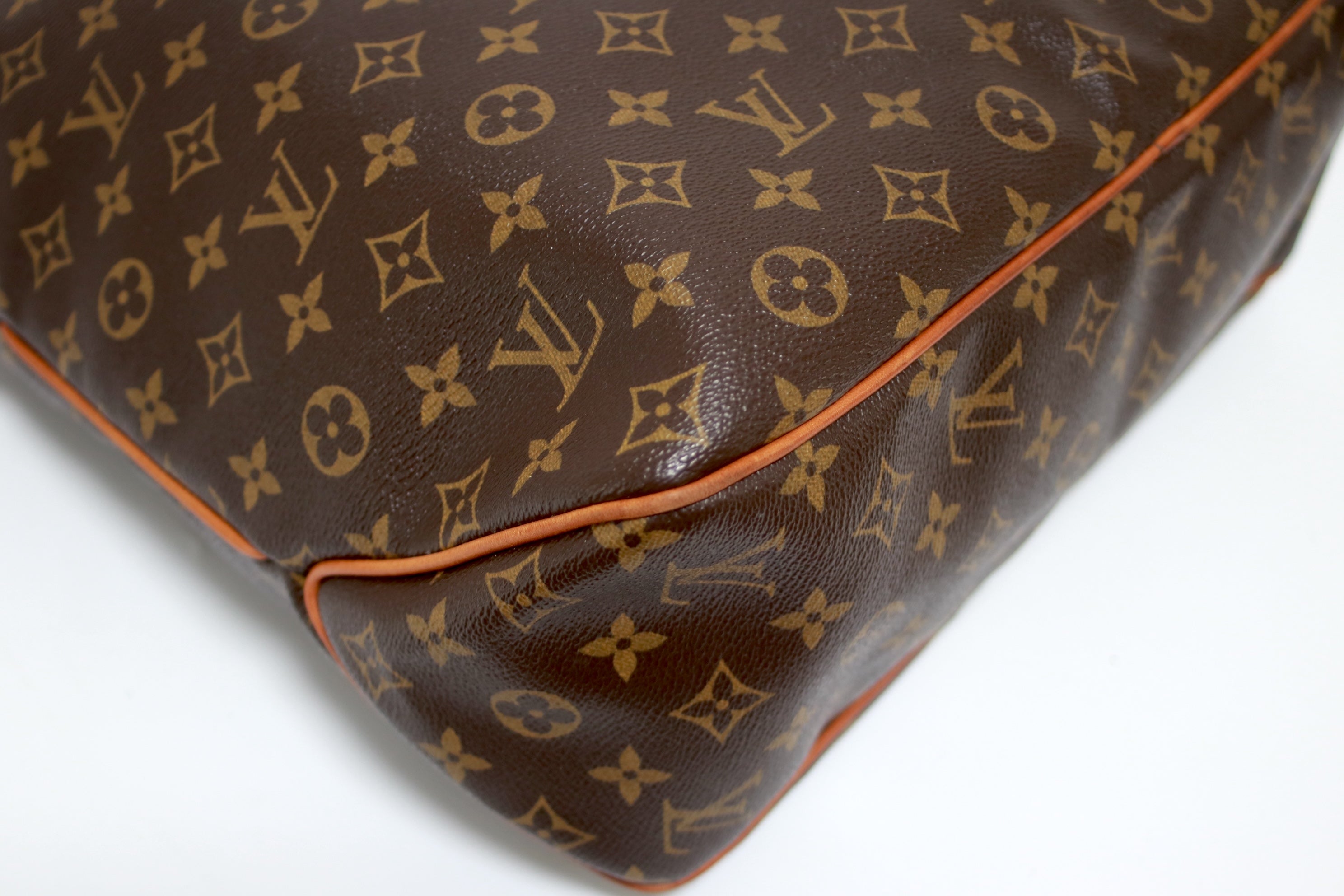 Louis Vuitton Delightful MM Hobo Bag Used