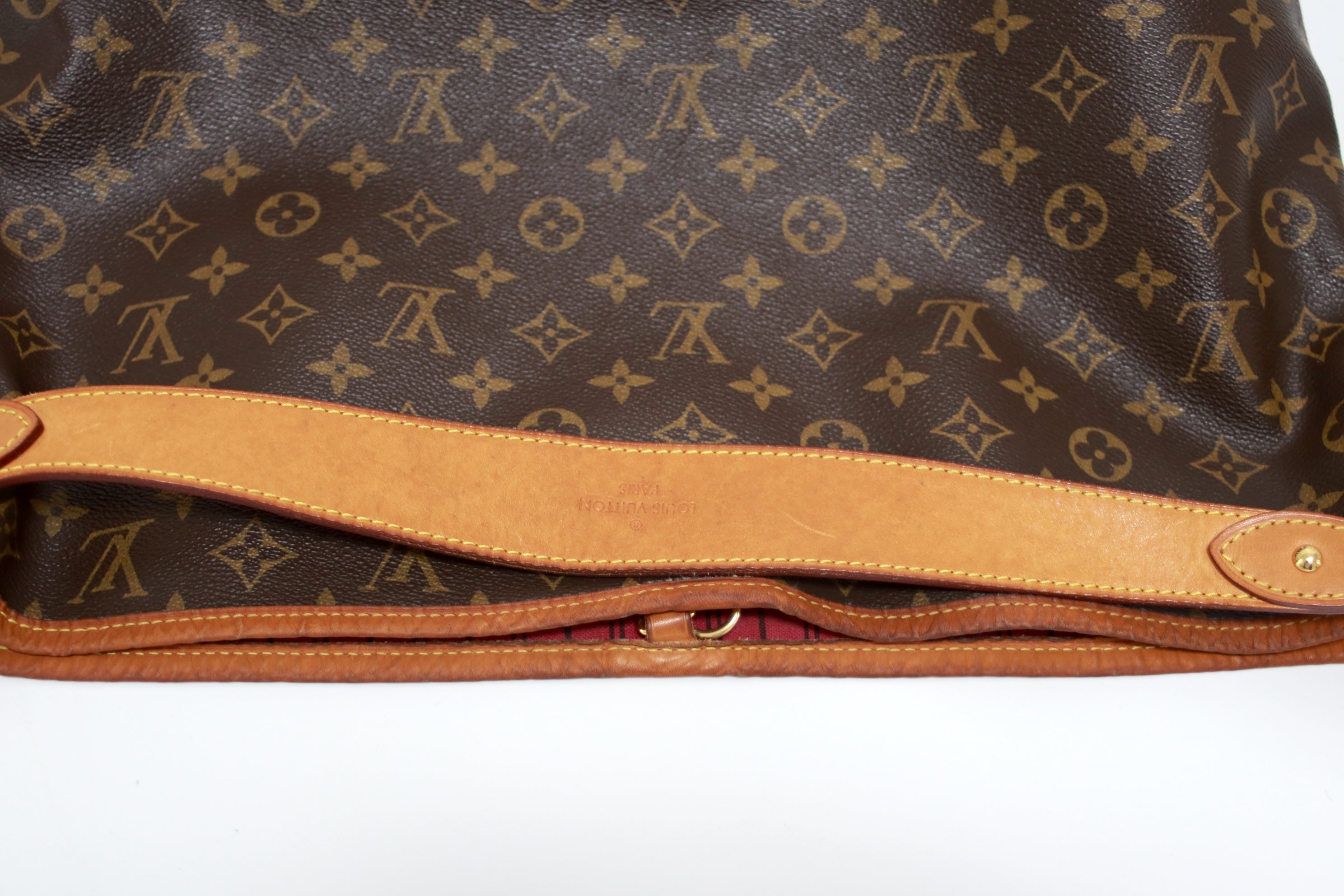 Louis Vuitton Delightful MM Hobo Bag Used