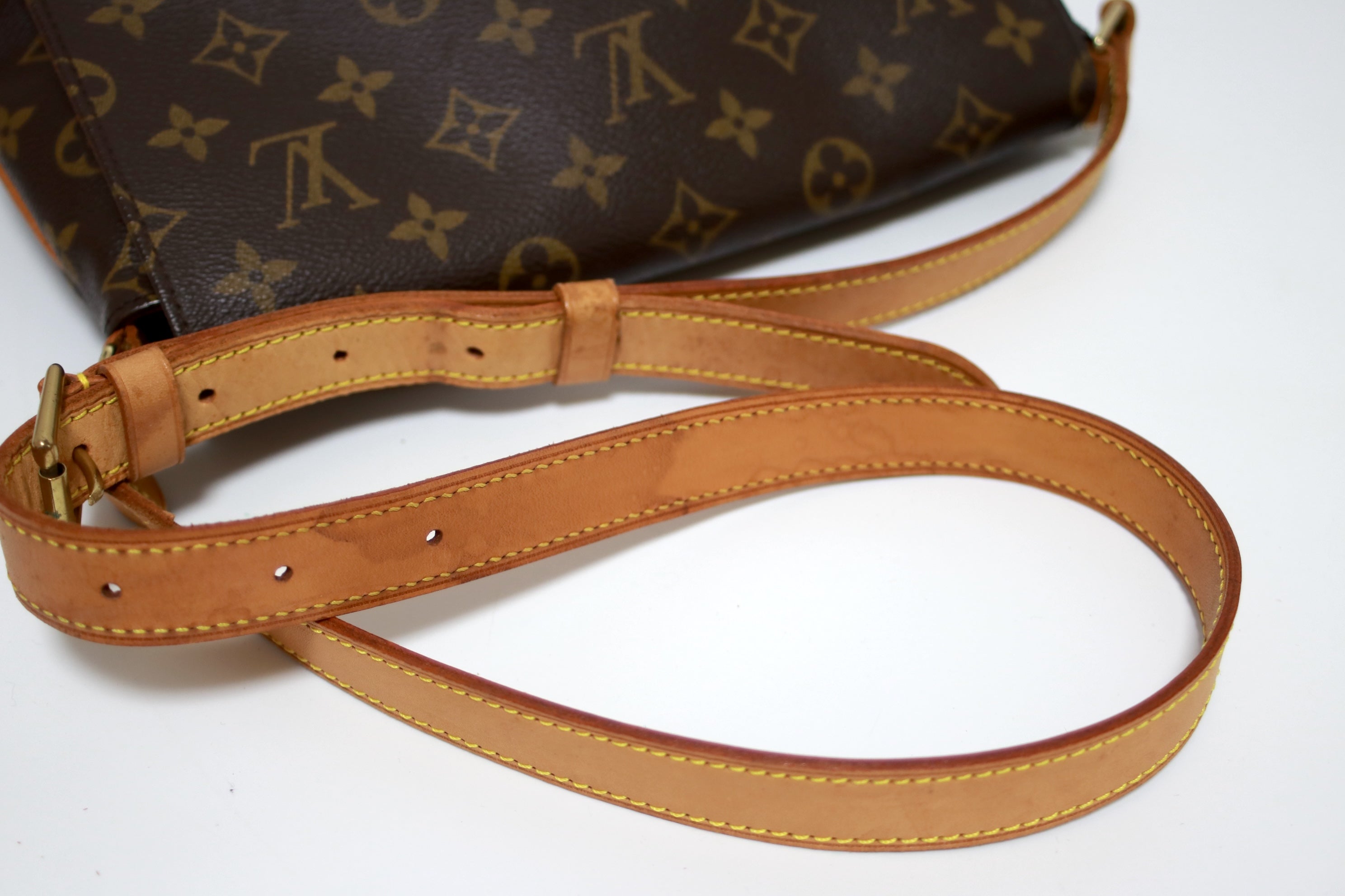 Louis Vuitton Musette Shoulder Bag Used