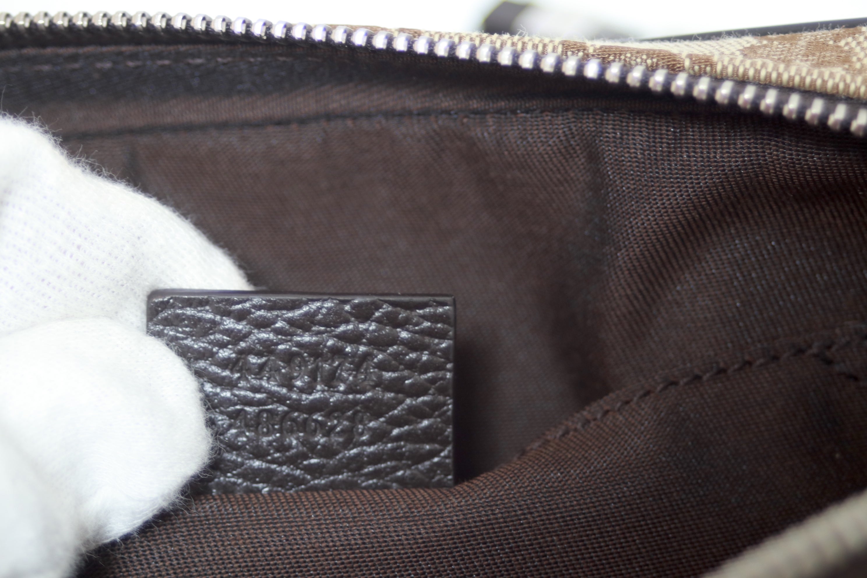 Gucci Canvas Belt Bag Fanny Pack (7390)