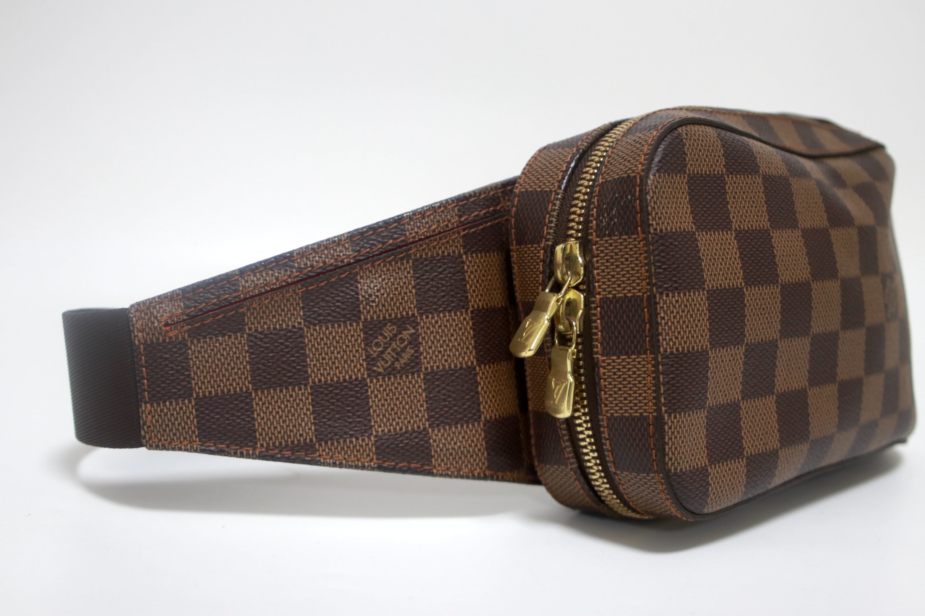 Louis Vuitton Geronimo Crossbody Bag Used