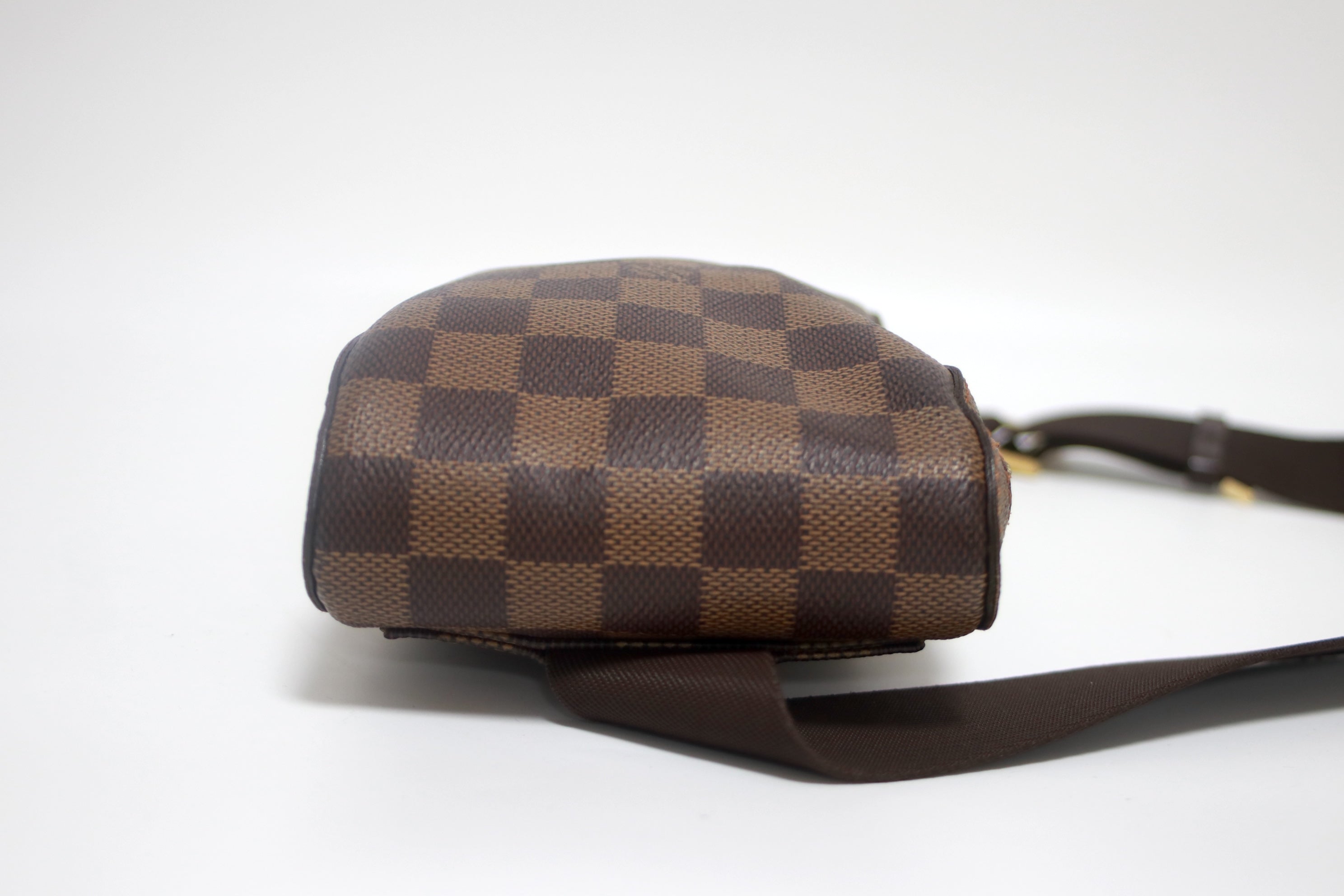 Louis Vuitton Geronimo Crossbody Bag Used