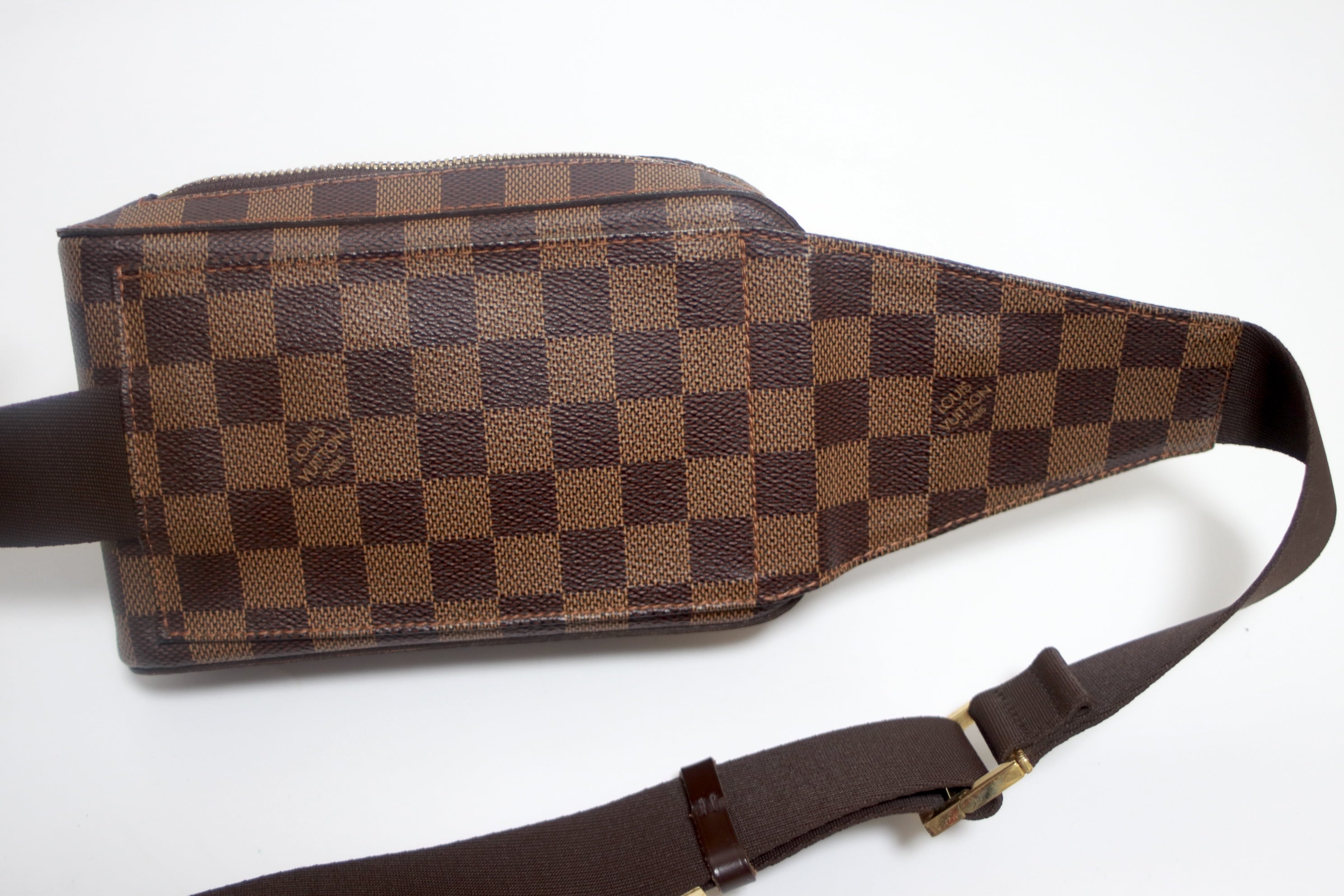 Louis Vuitton Geronimo Crossbody Bag Used