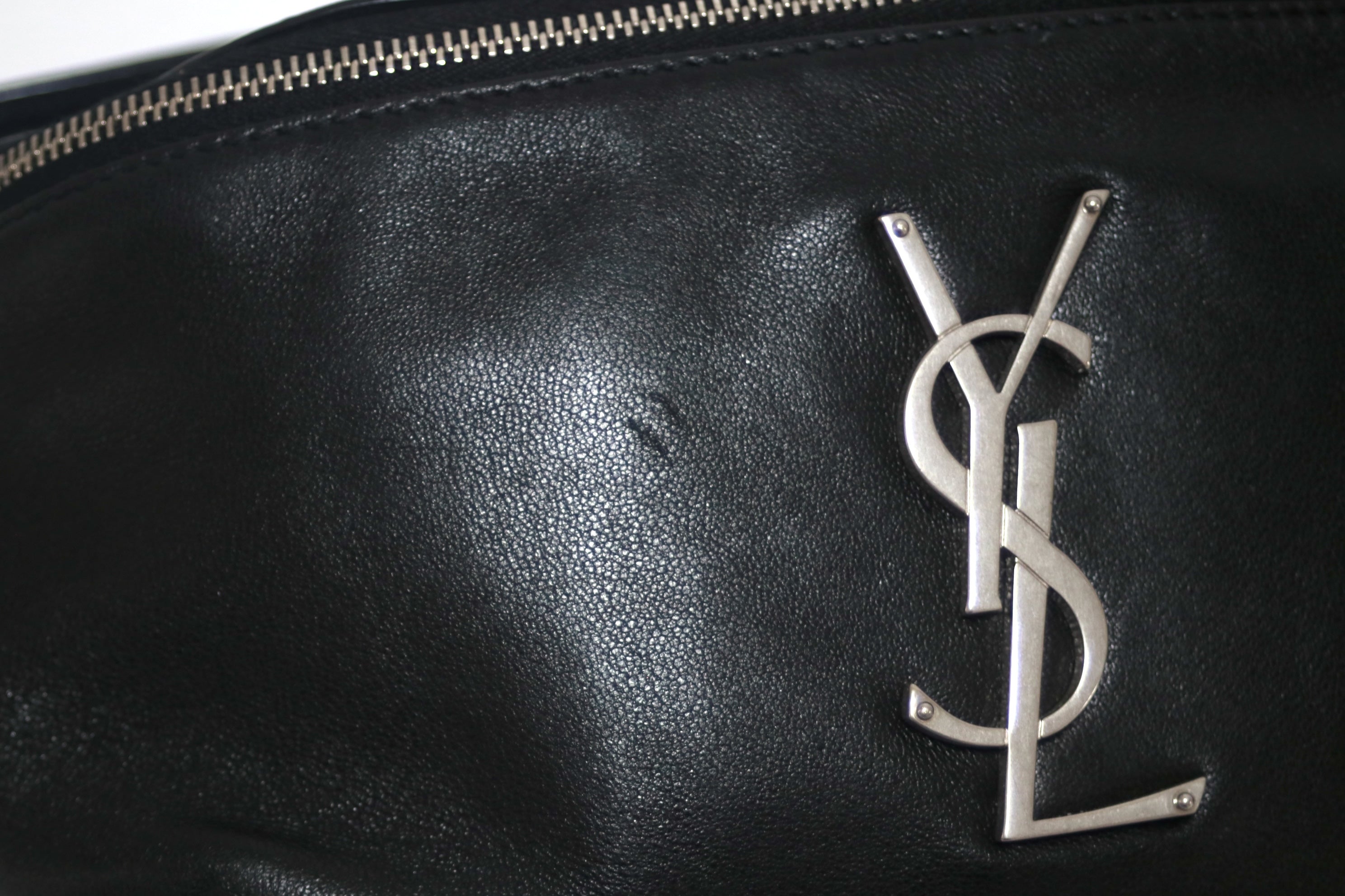 Borsa a tracolla classica Yves Saint Laurent usata