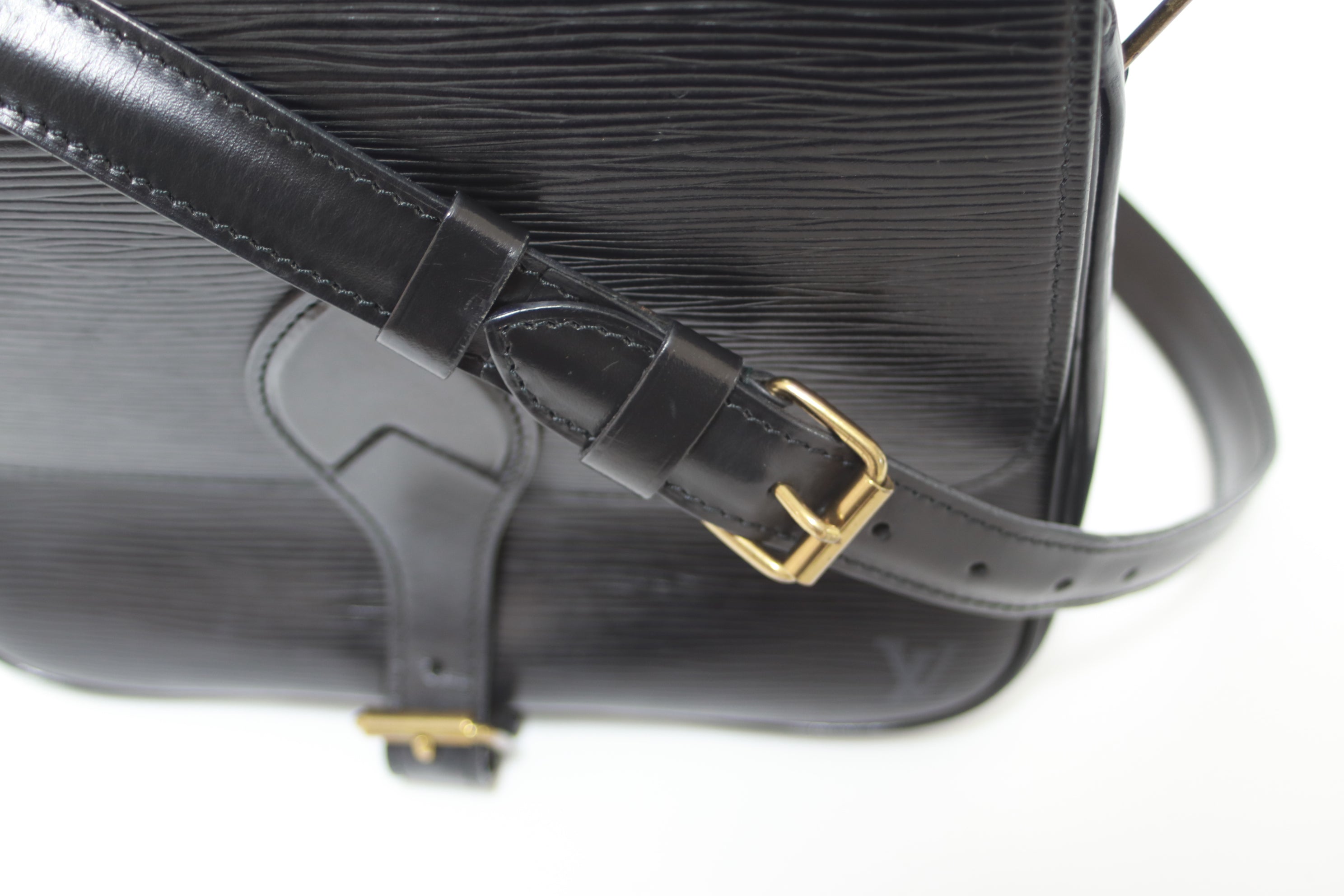 Louis Vuitton Epi Cartouchiere Shoulder Bag Black Used (7431)