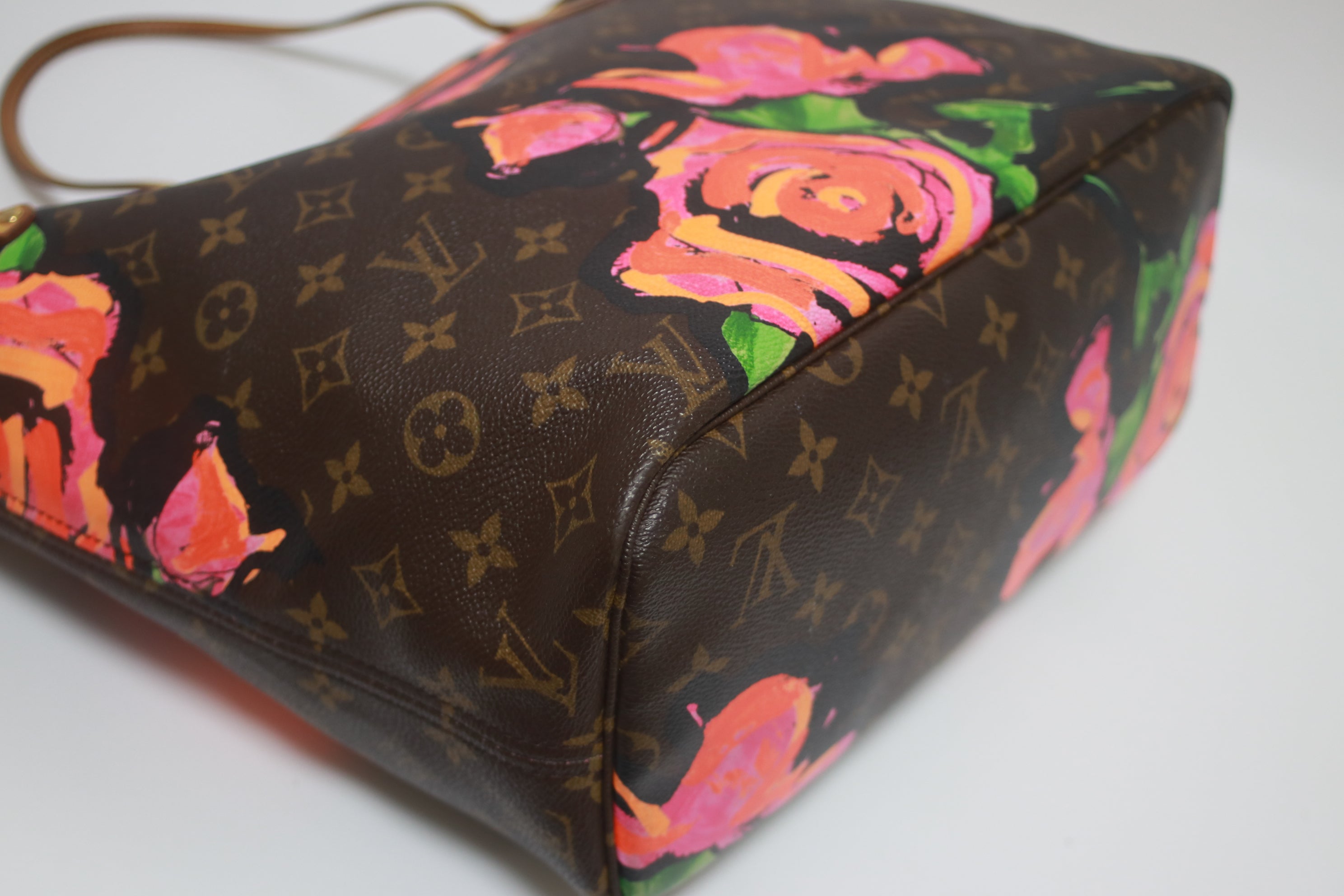 Louis Vuitton Neverfull MM Limited Edition Roses Used