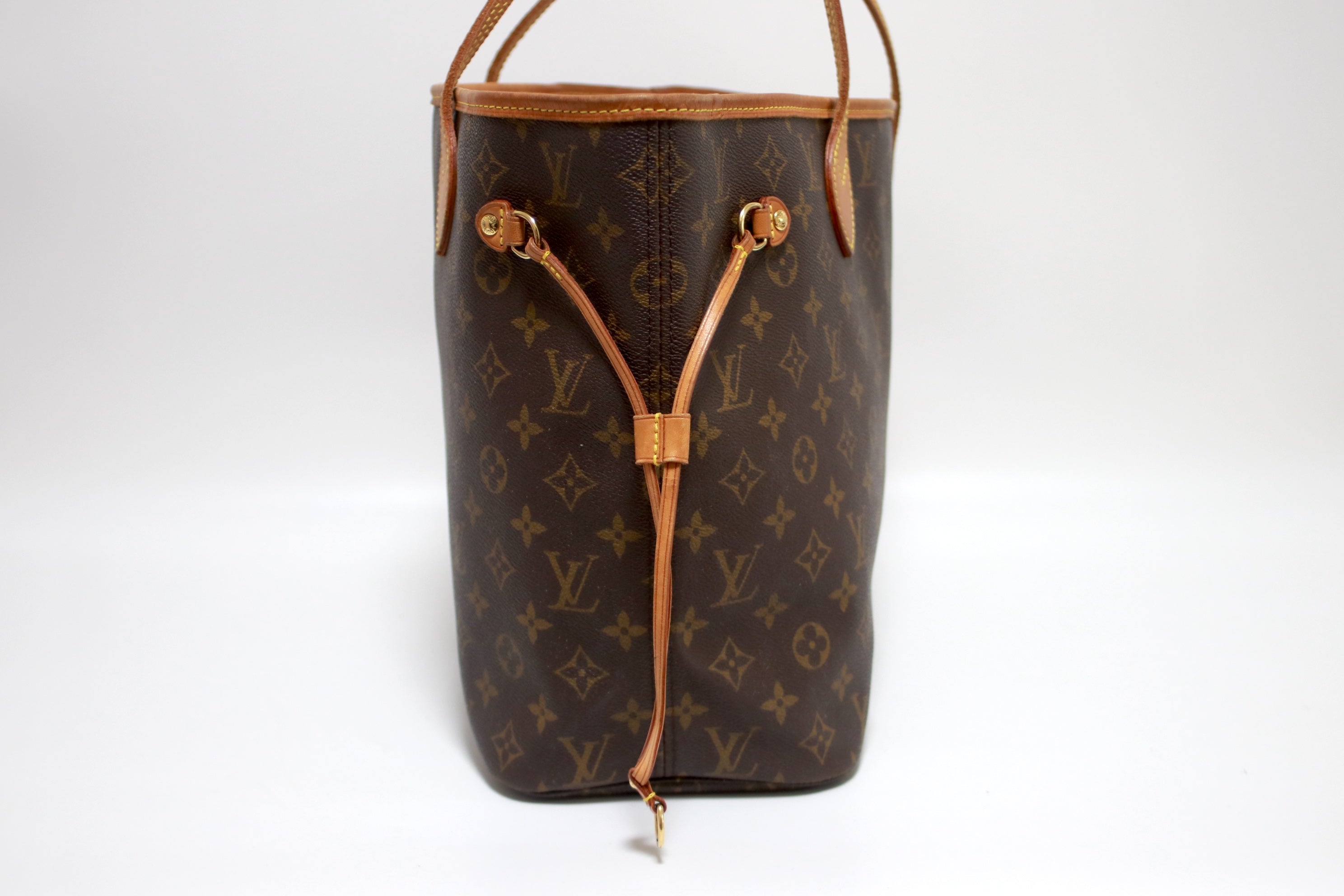 Louis Vuitton Neverfull MM Monogram Shoulder Tote Bag Used