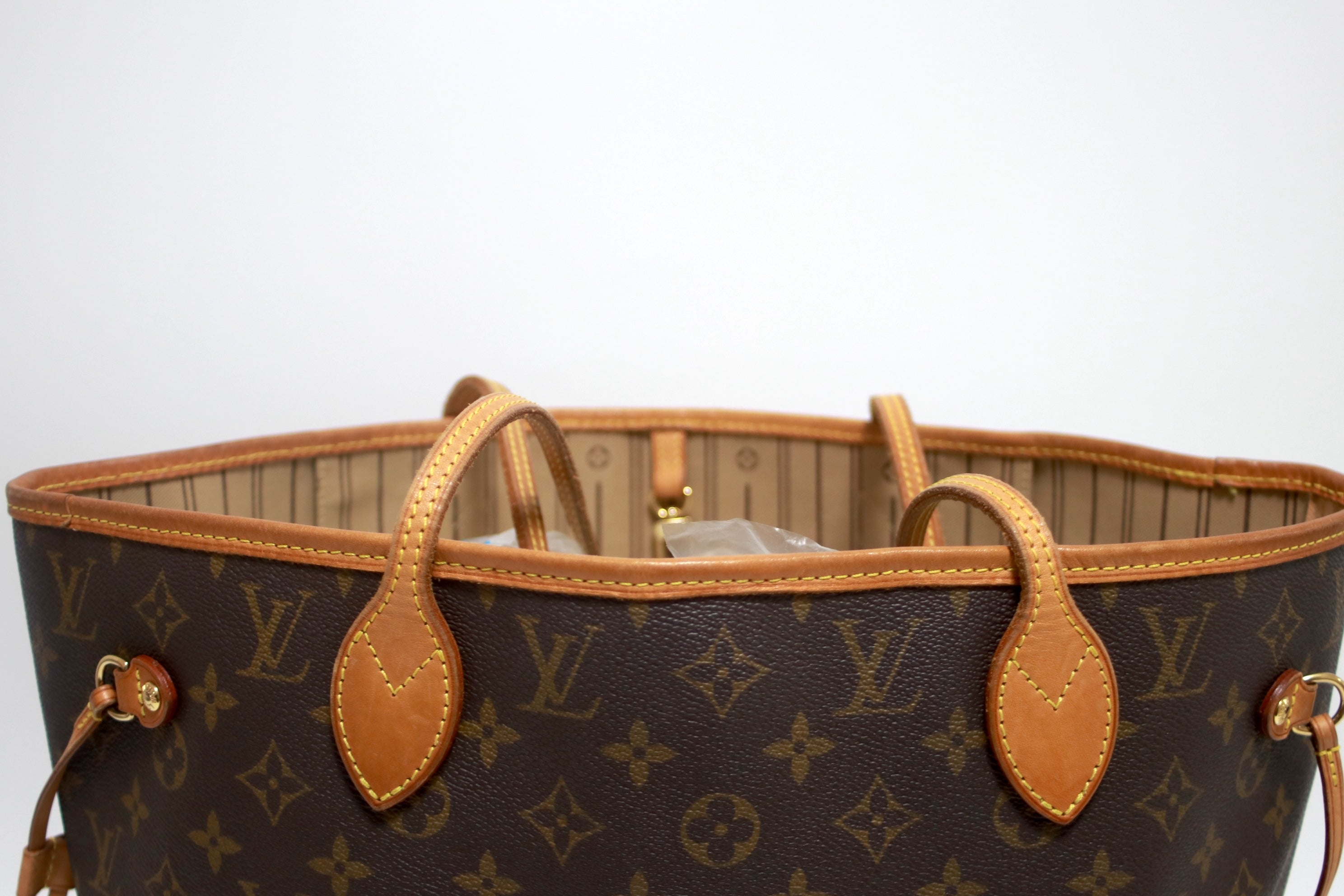 Louis Vuitton Neverfull MM Monogram Shoulder Tote Bag Used