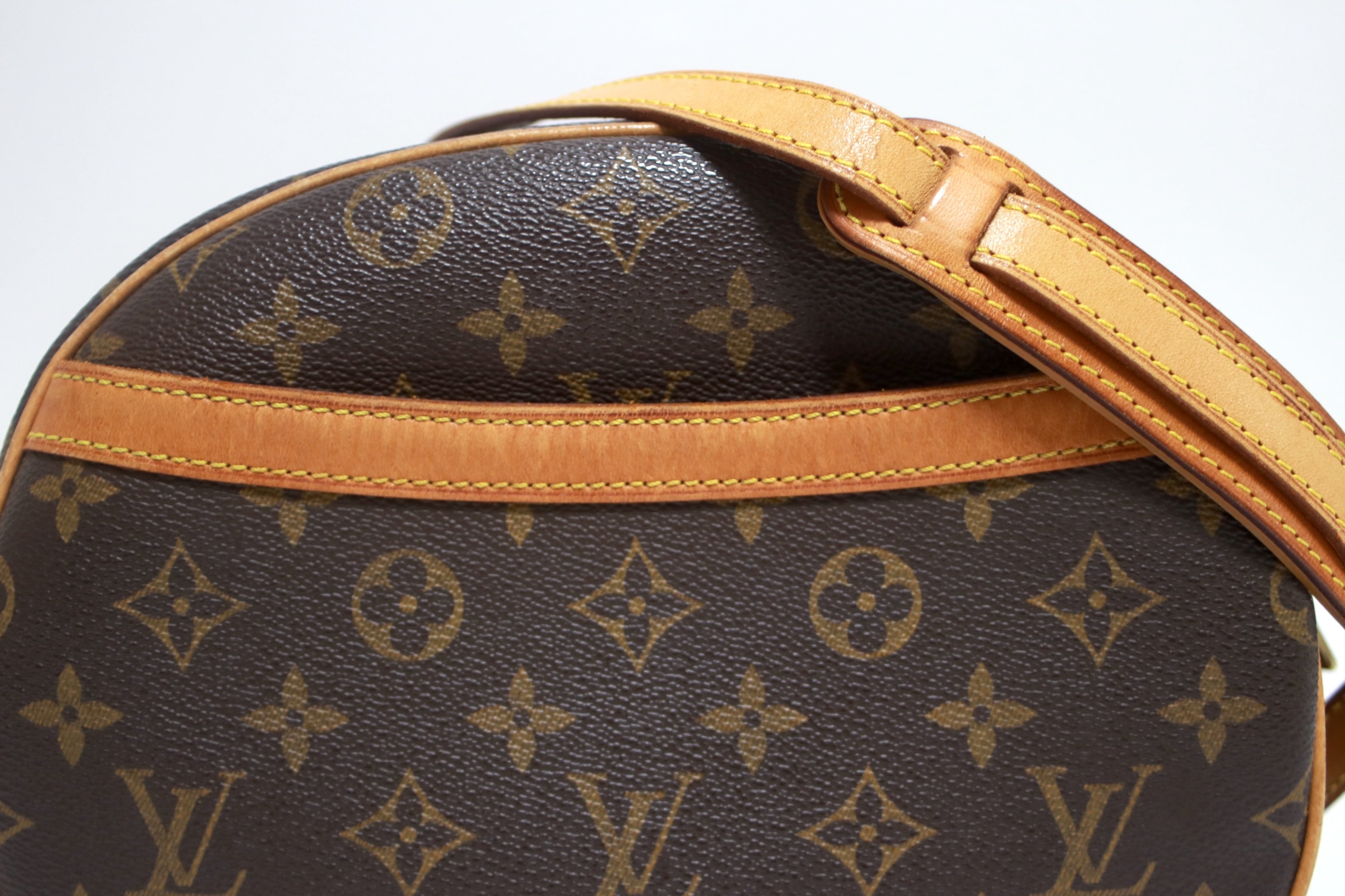 Louis Vuitton Blois Shoulder Bag Used