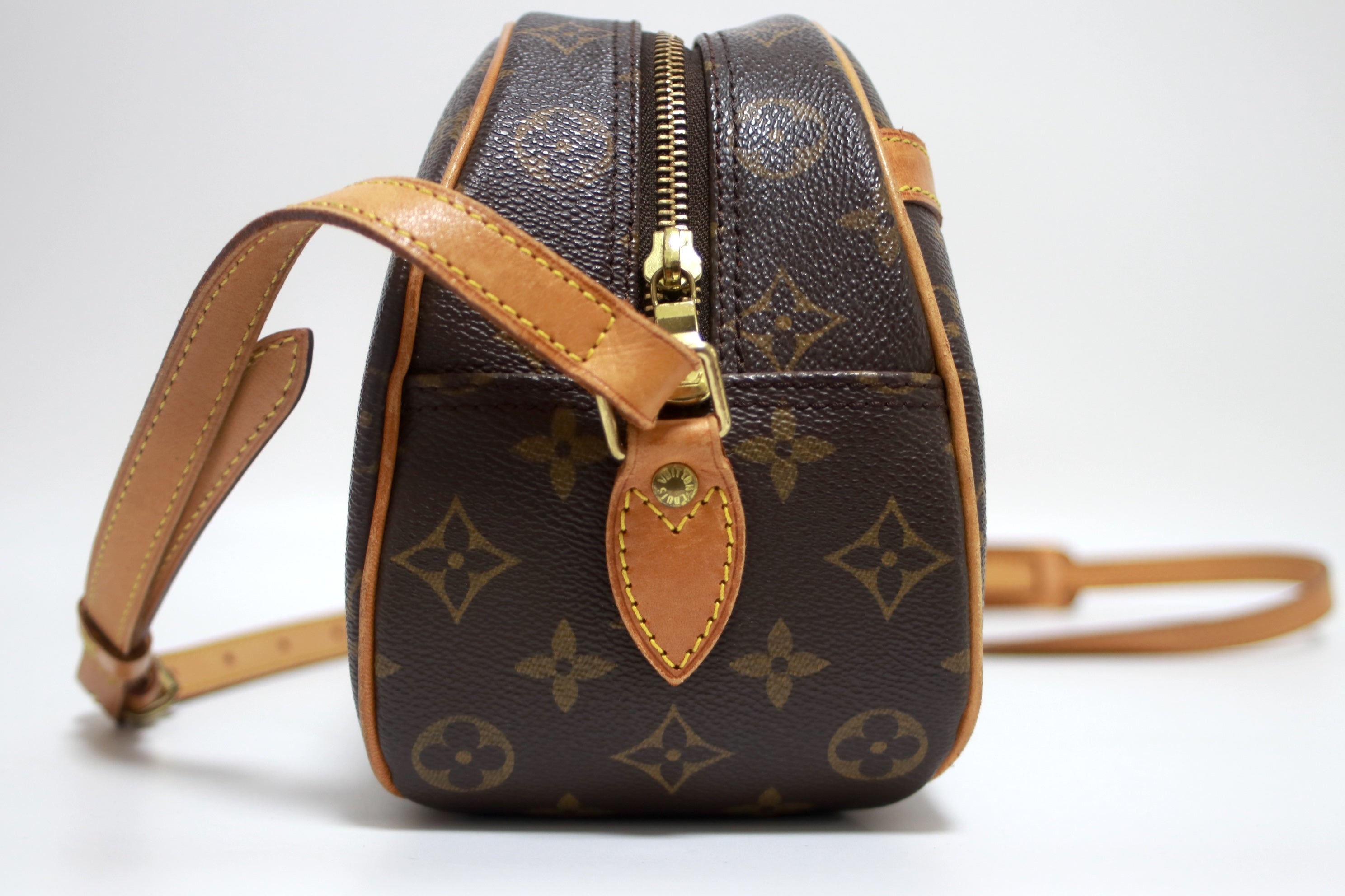 Louis Vuitton Blois Shoulder Bag Used